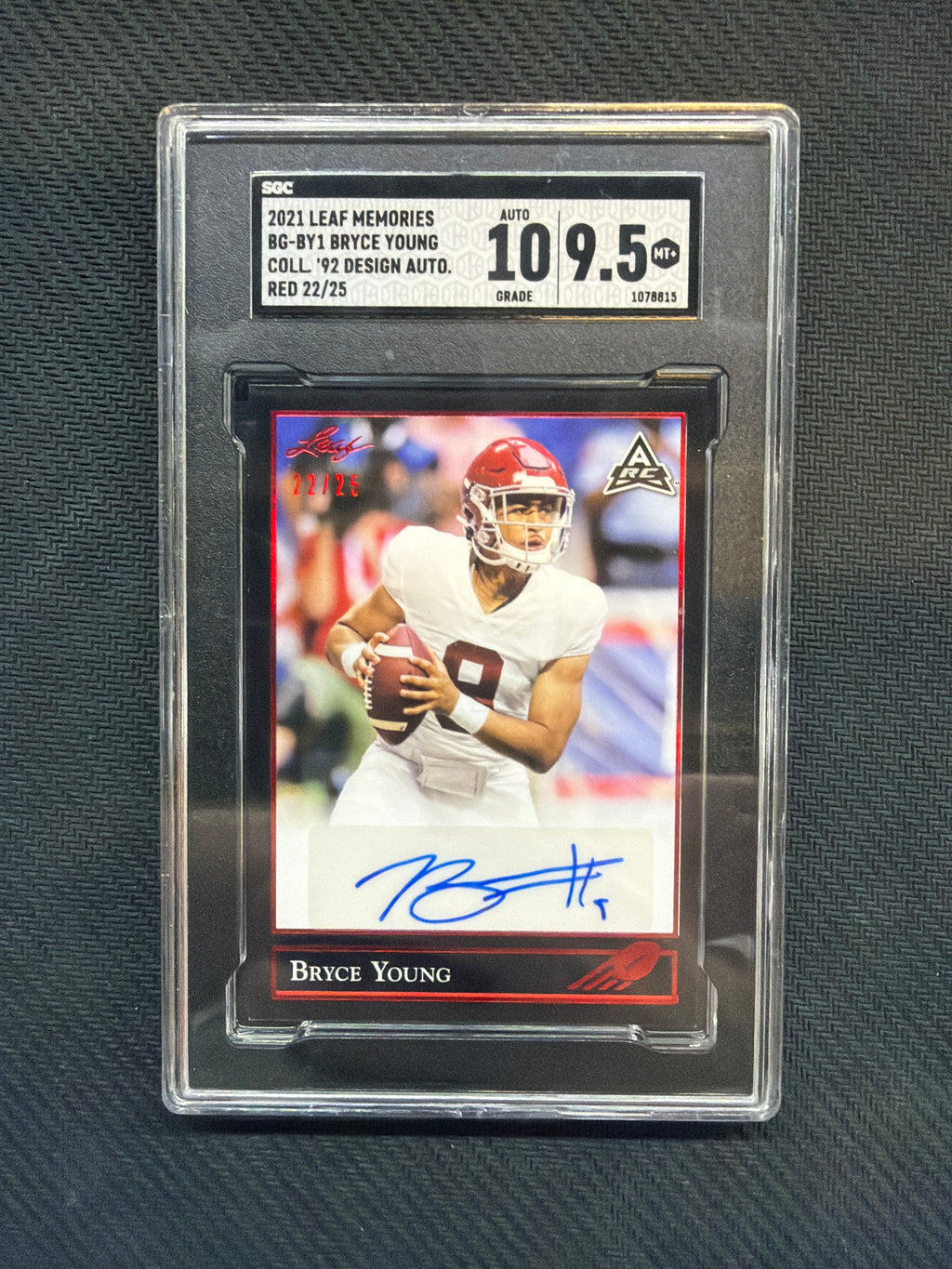 2021 Leaf Bryce Young Auto /25 Alabama SGC 9.5 10