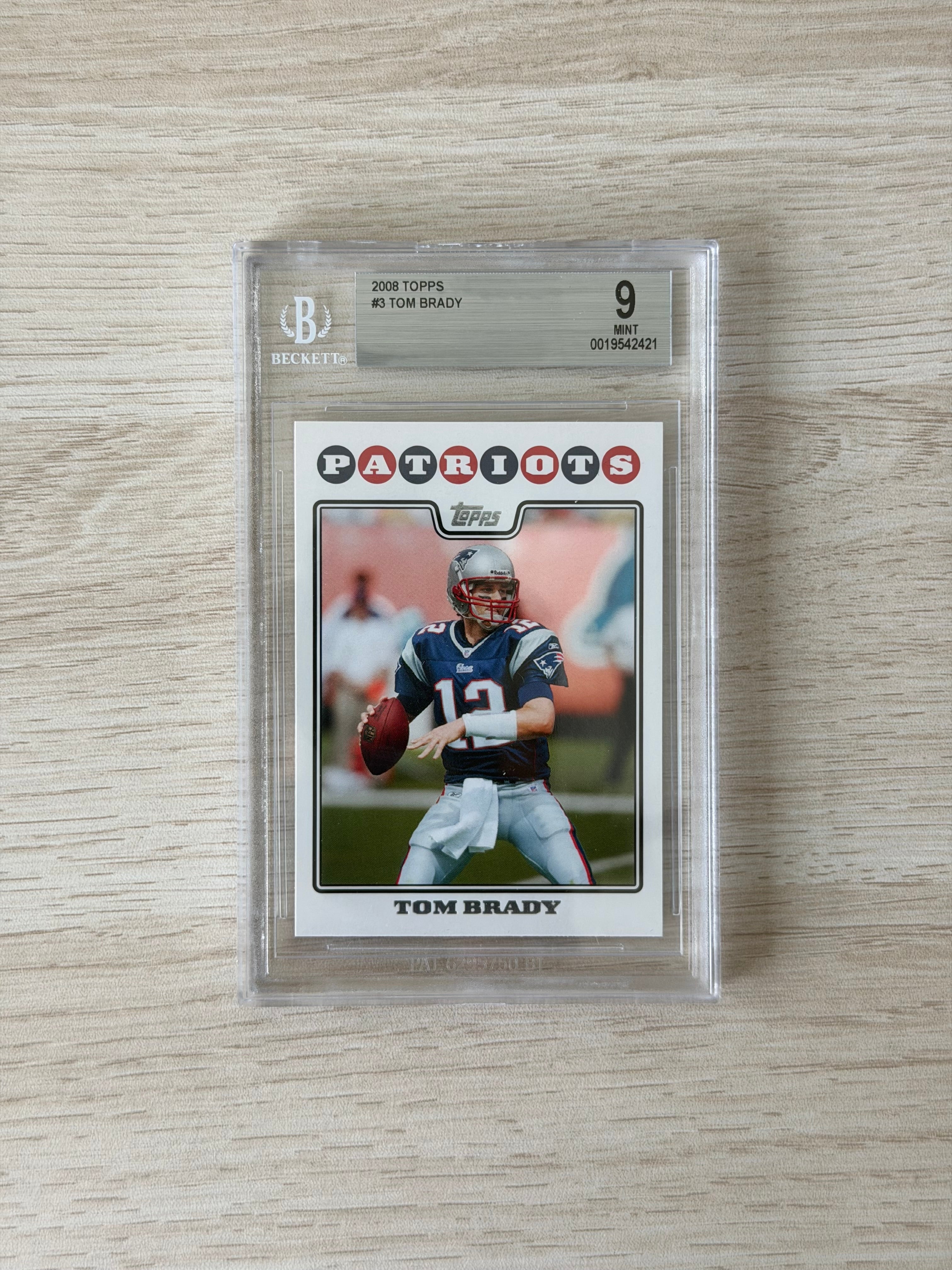 2008 Topps #3 Tom Brady BGS 9 Pats