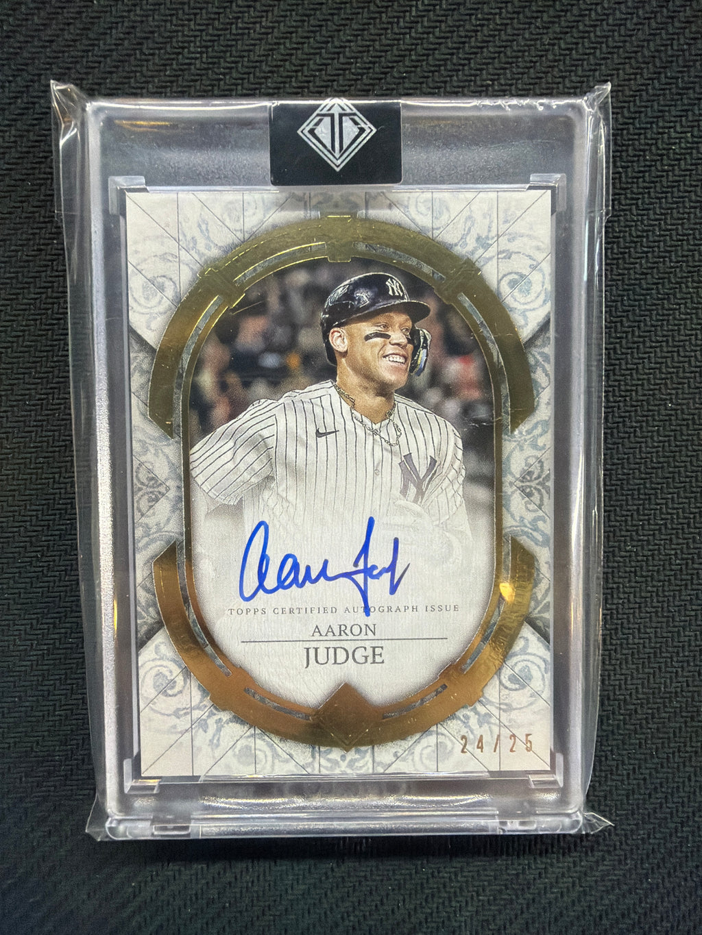 2024 Topps Transcendent Aaron Judge Auto /25 Yankees