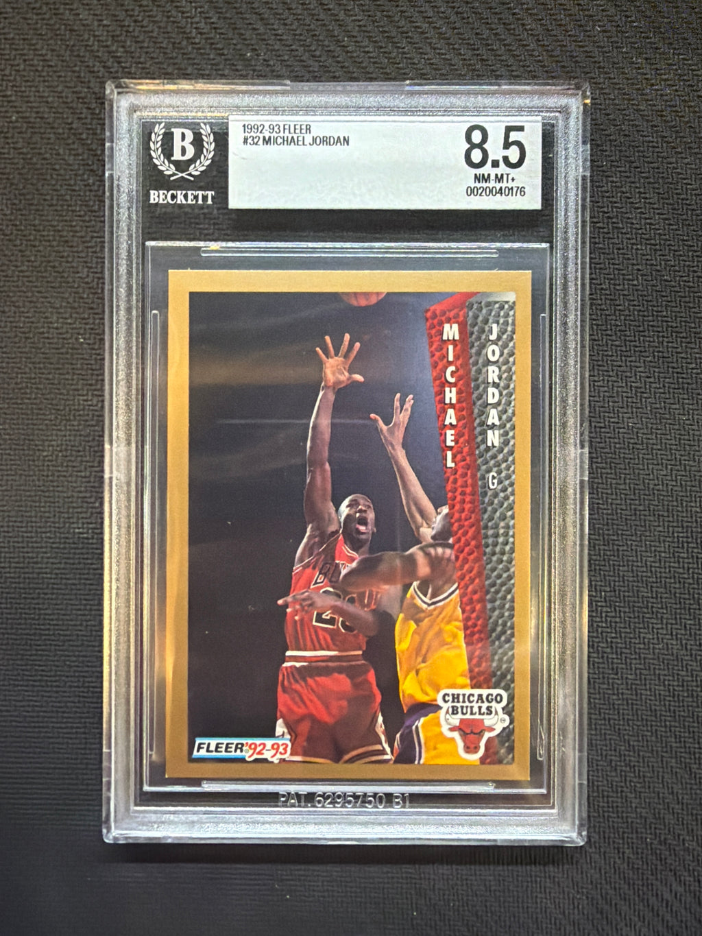 1992-93 Fleer Michael Jordan BGS 8.5 Bulls