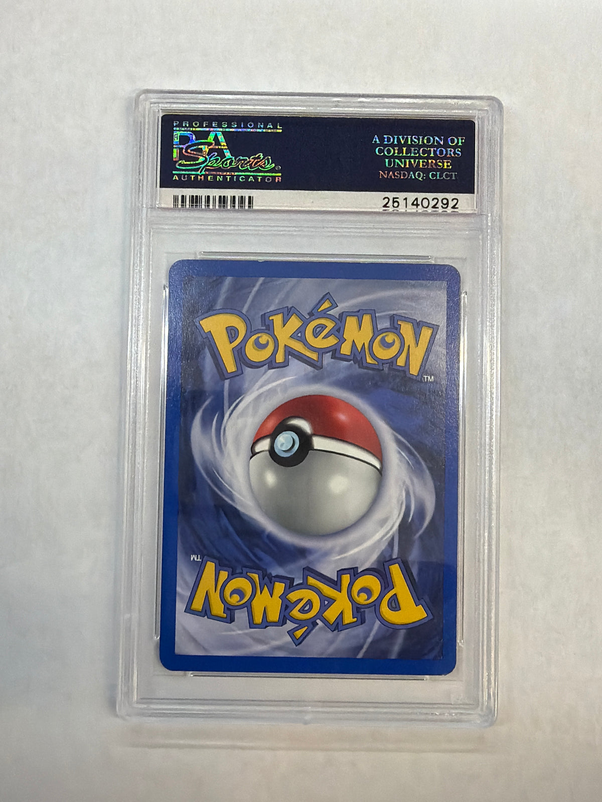 2000 Pokemon Gym Heroes Blaine's Moltres Holo 1 PSA 8