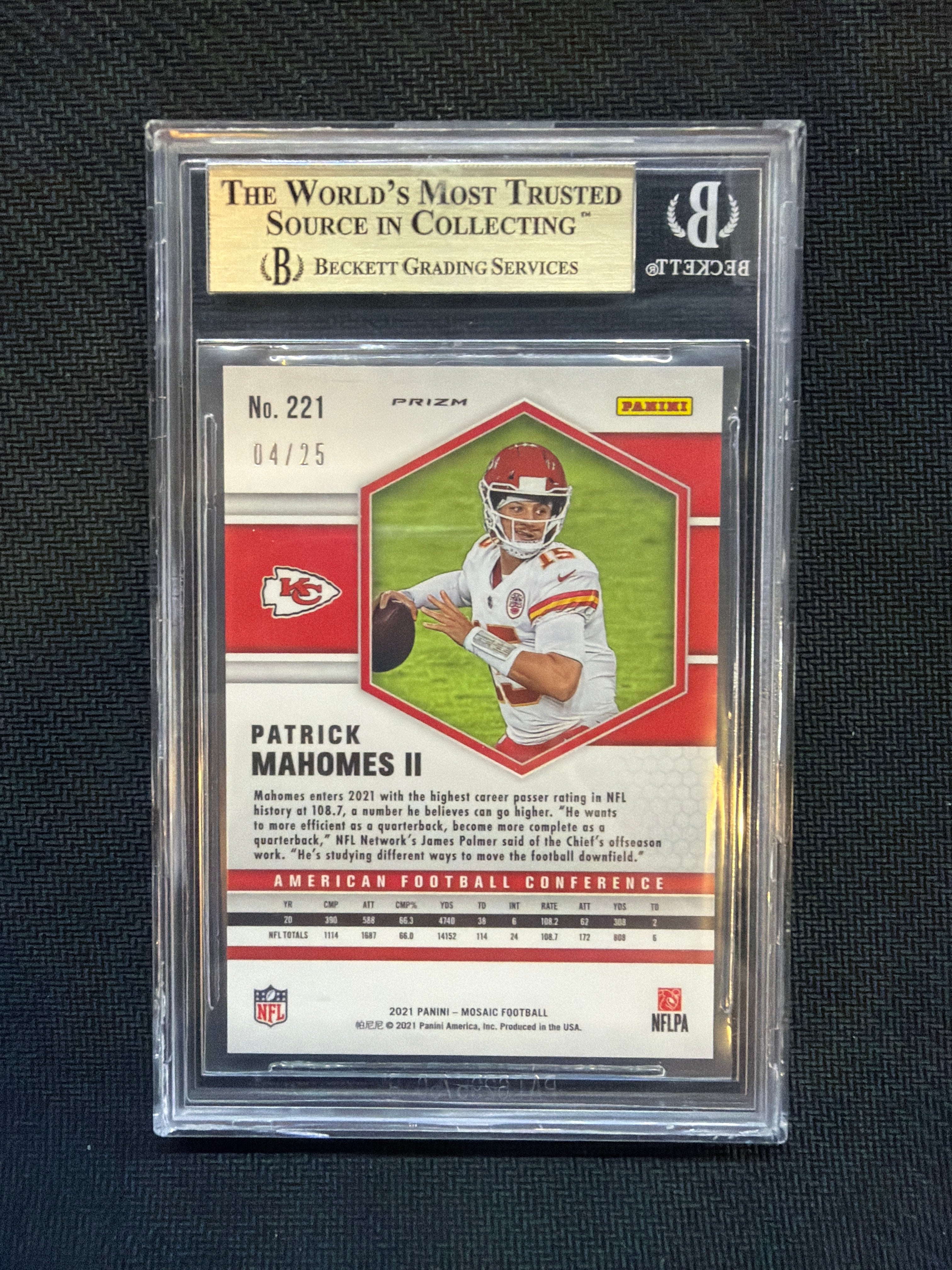 2021 Mosaic Patrick Mahomes II White /25 BGS 10 Cheifs
