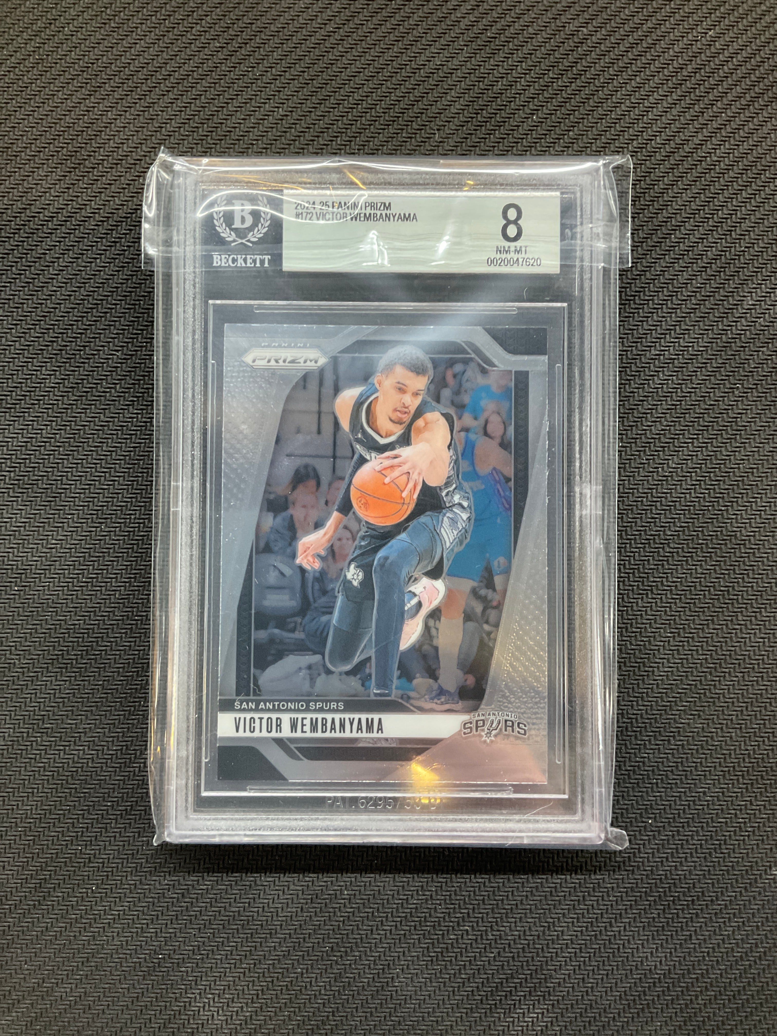 2024-25 Panini Prizm Victor Wembanyama BGS 8