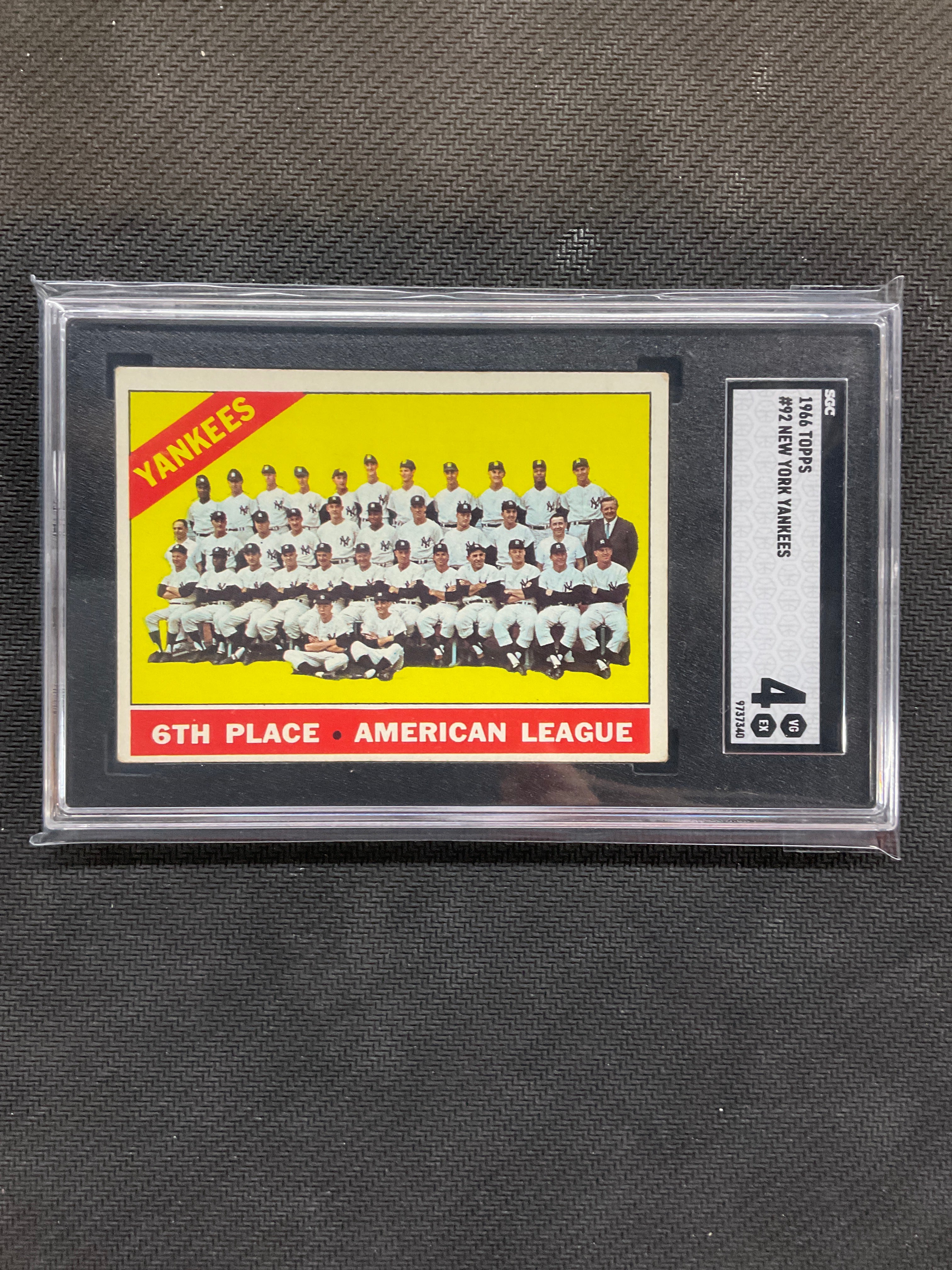 1966 Topps New York Yankees #92 SGC 4