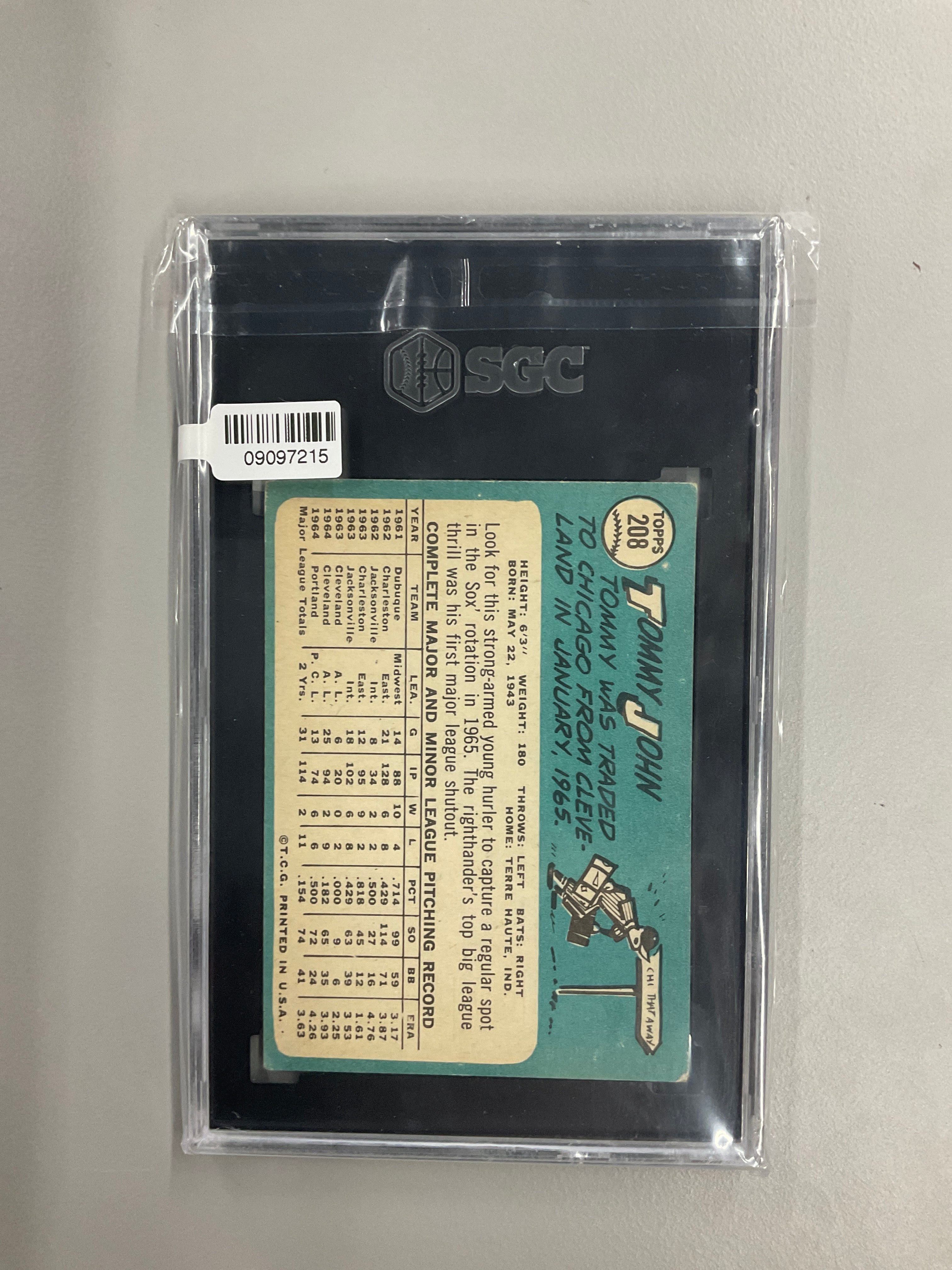 1965 Topps #208 Tommy John SGC 3.5