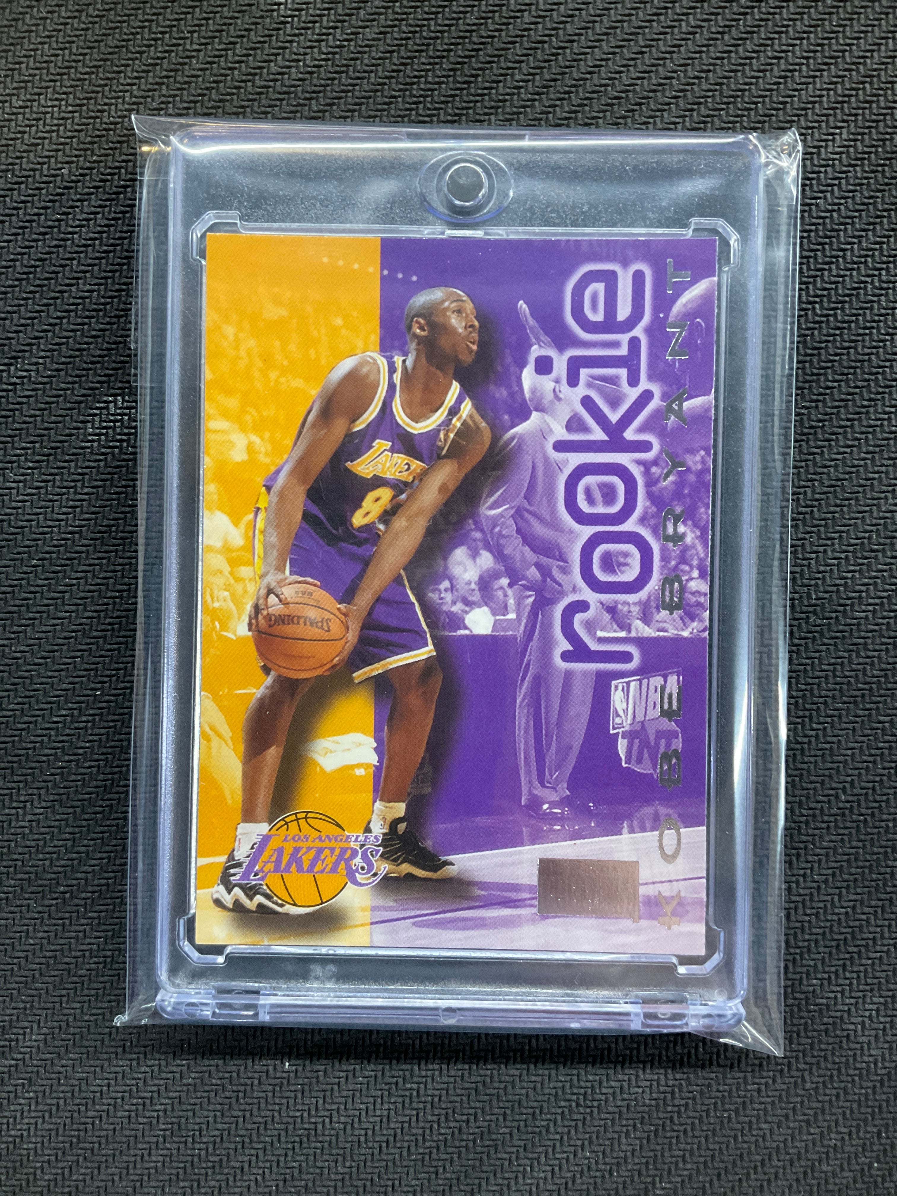 1996-97 SkyBox Kobe Bryant #203 Rookie Lakers