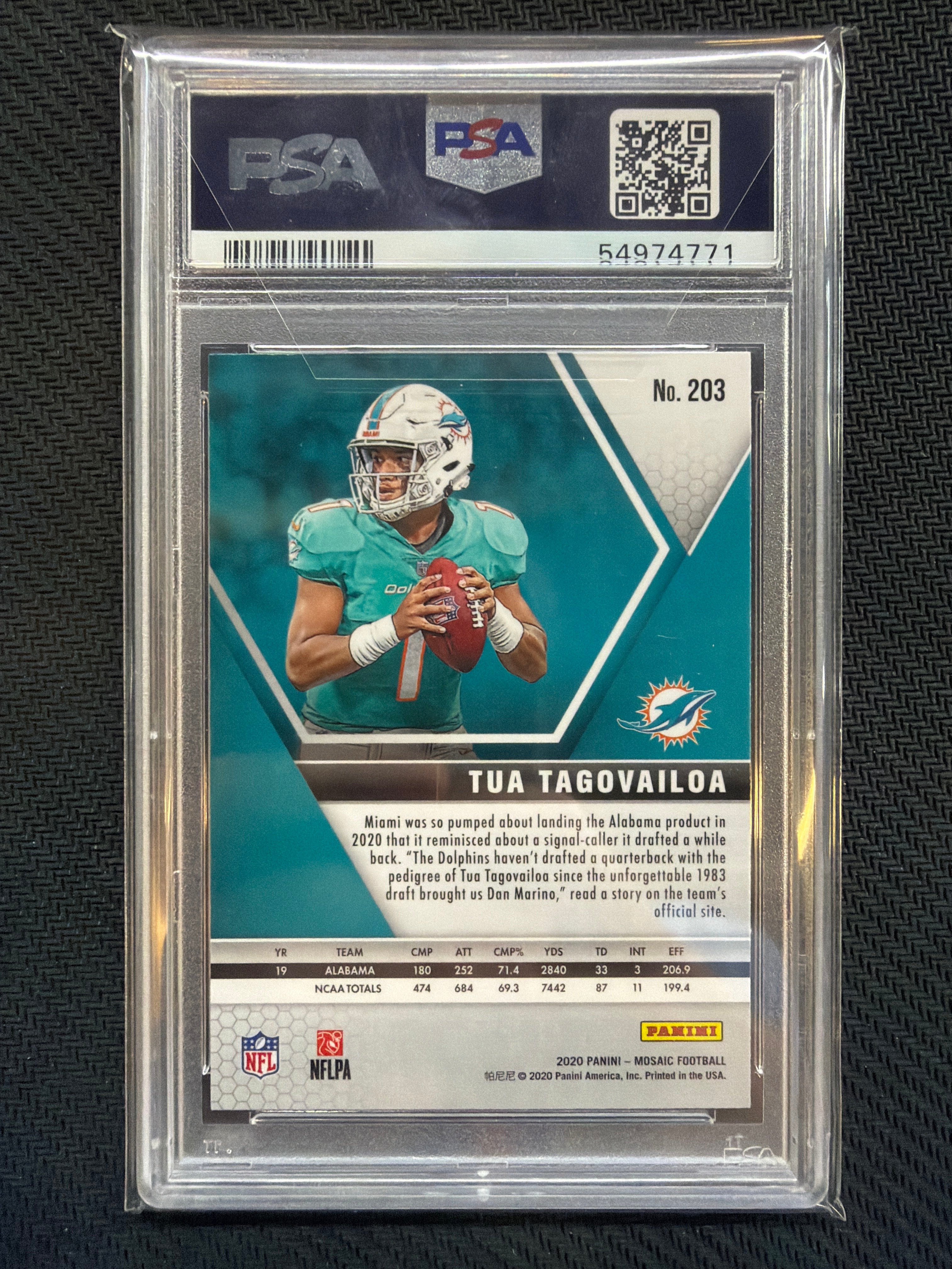 2020 Panini Mosaic Tua Tagovailoa #203 PSA 9 Dolphins
