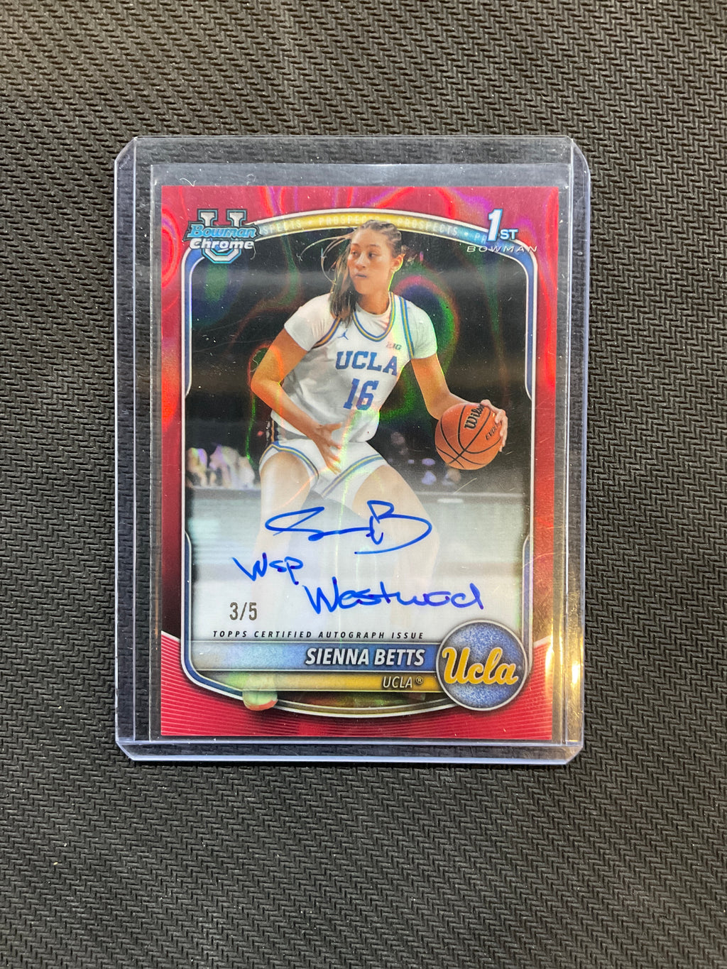 2025 Bowman U Chrome Sienna Betts Rookie Red Auto /5 UCLA