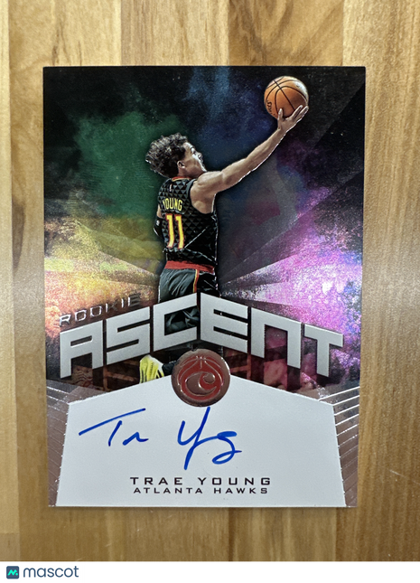 2018 Chronicles Trae Young Ascent Rookie Auto /99 Hawks