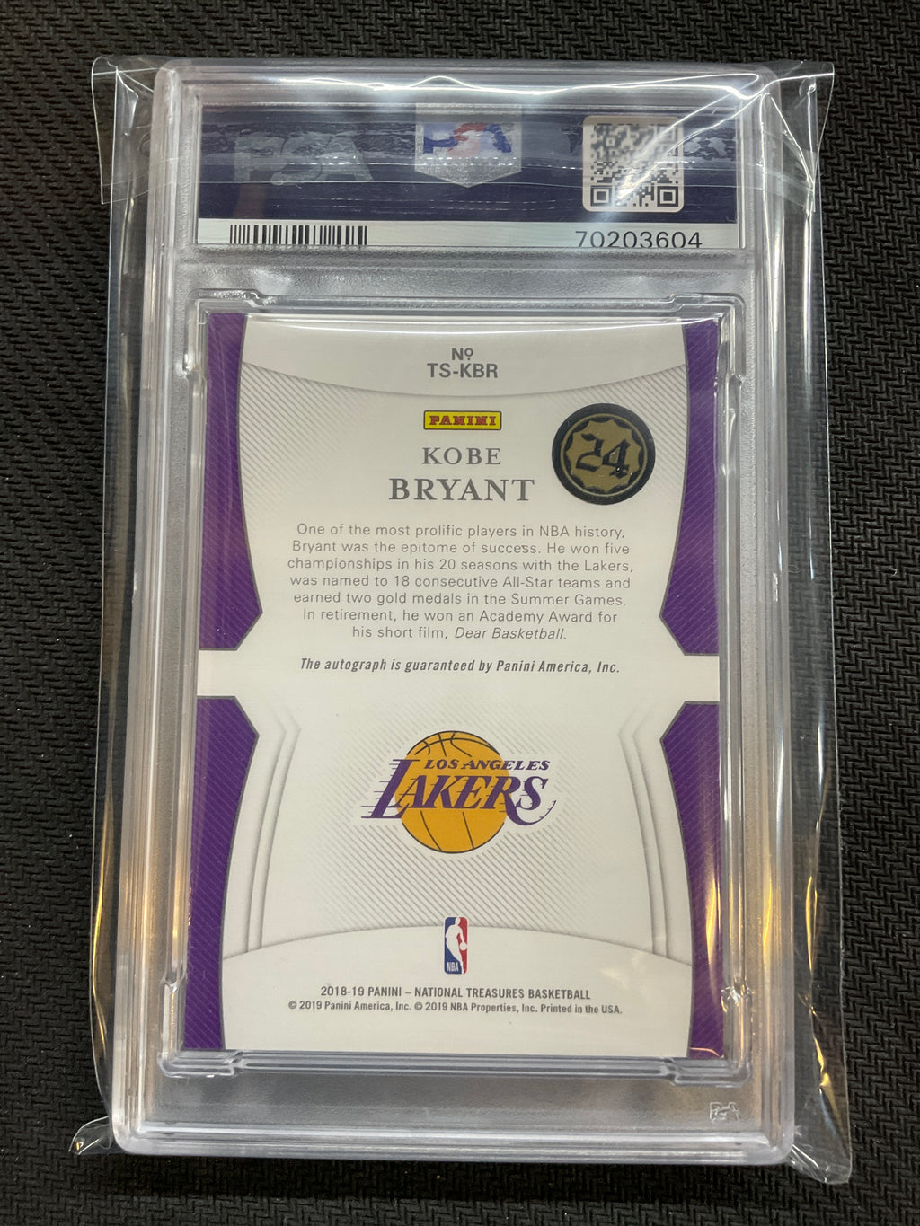 2018 Panini Nation al Treasures Kobe Bryant Treasured Signatures /25 PSA 8 Lakers