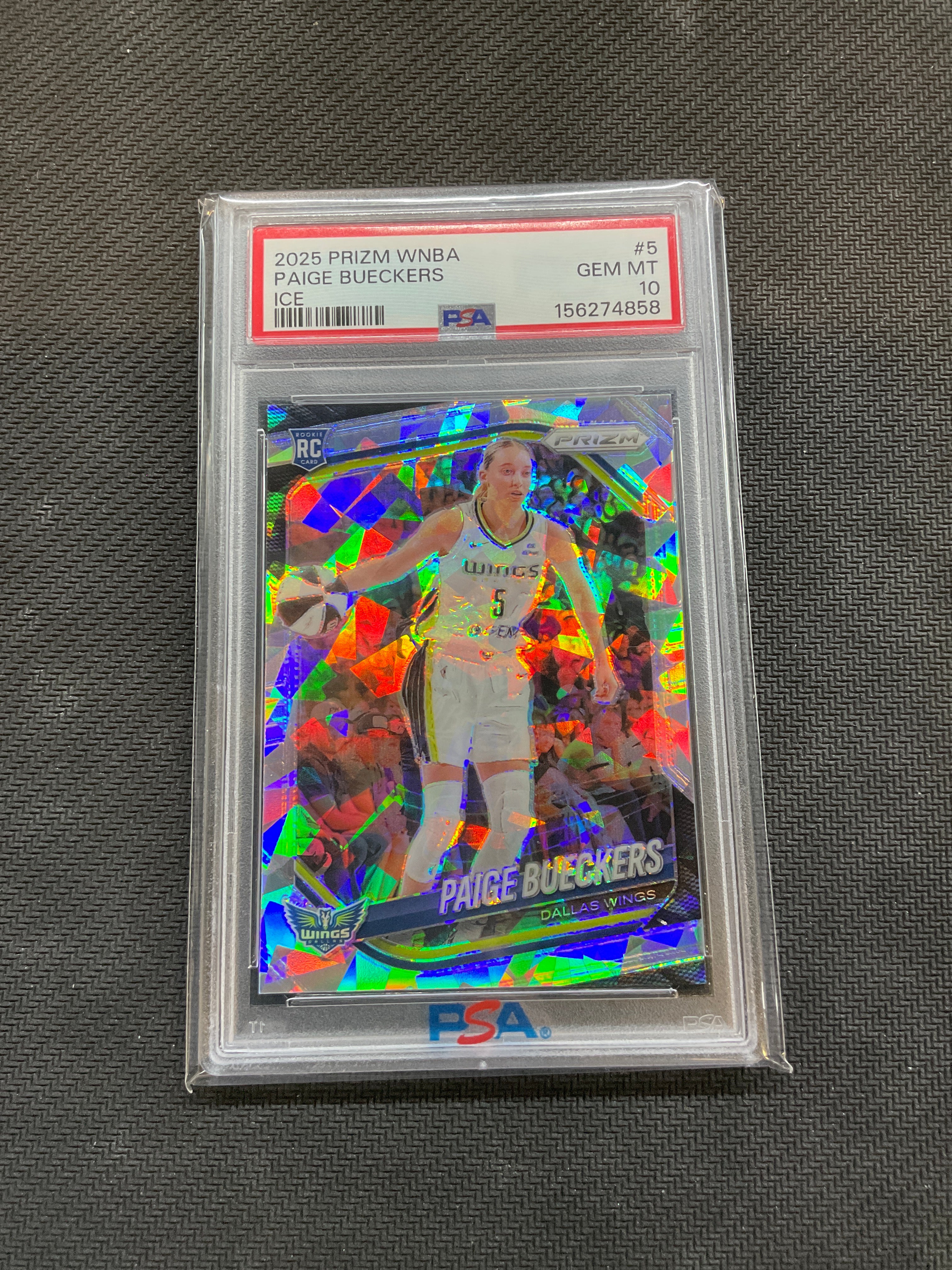2025 Prizm WNBA Paige Bueckers Rookie Ice #5 PSA 10 858