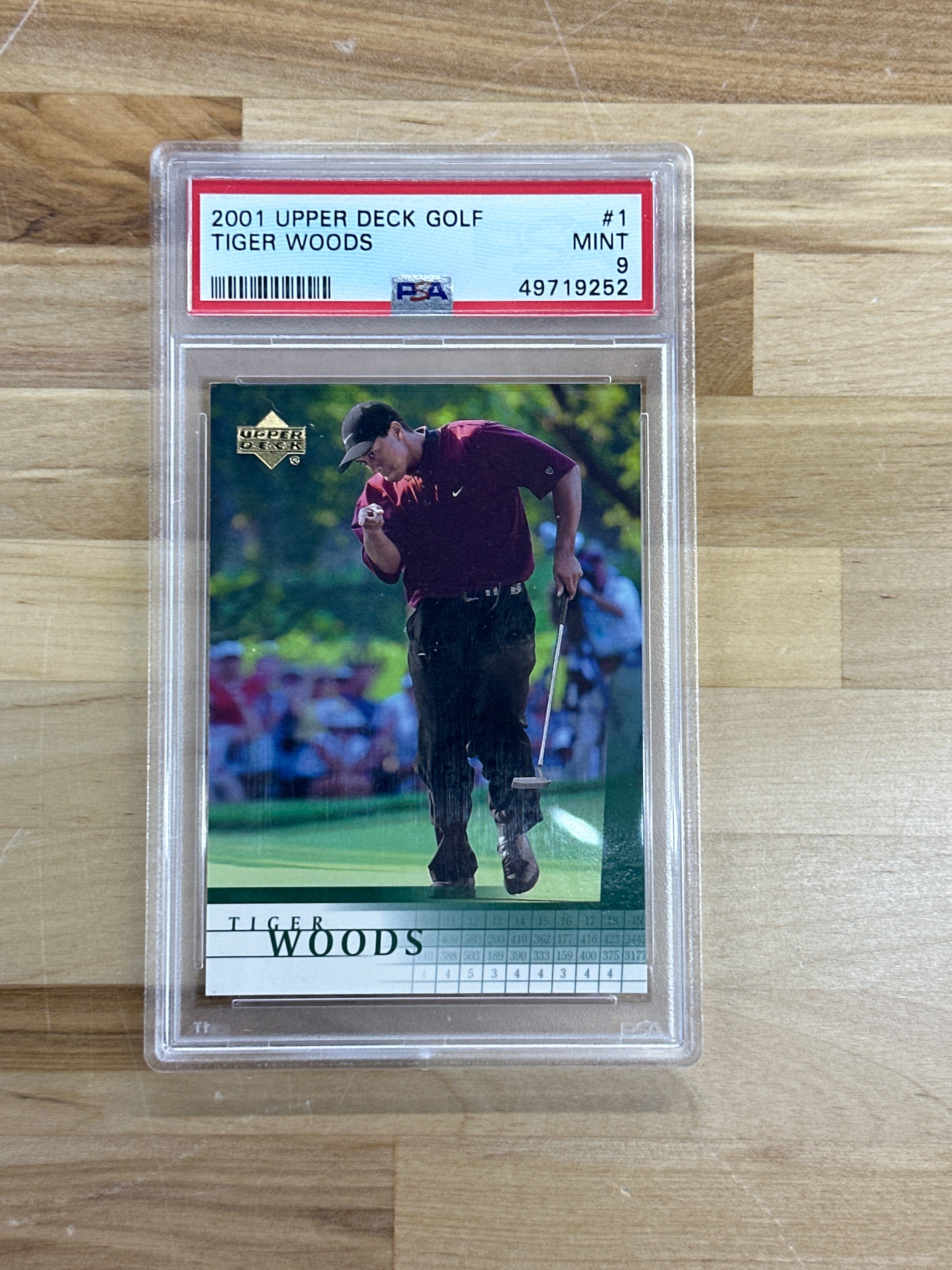 2001 Upper Deck Tiger Woods Rookie PSA 9