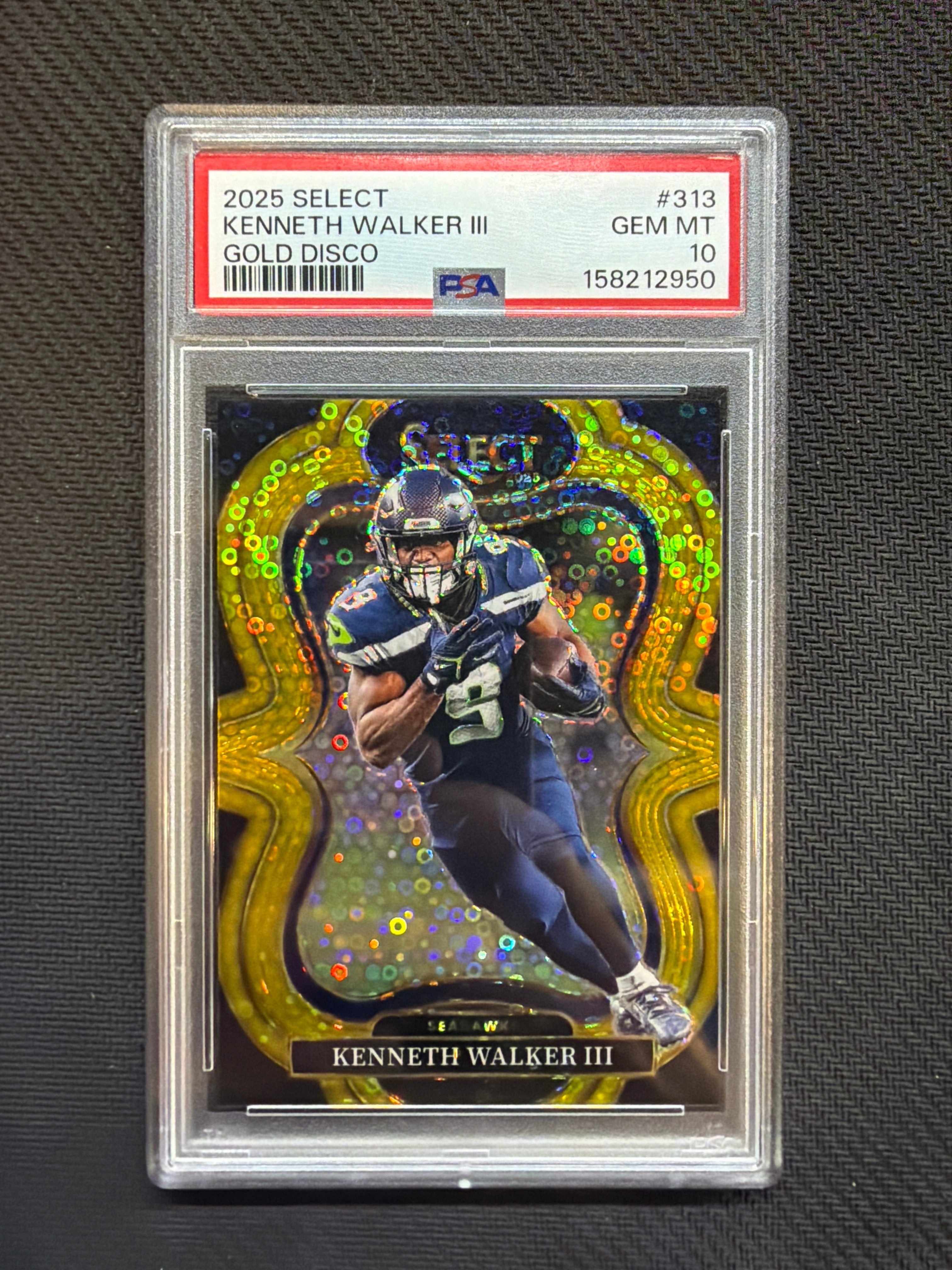 2025 Select Kenneth Walker Gold Disco /10 PSA 10 Seahawks