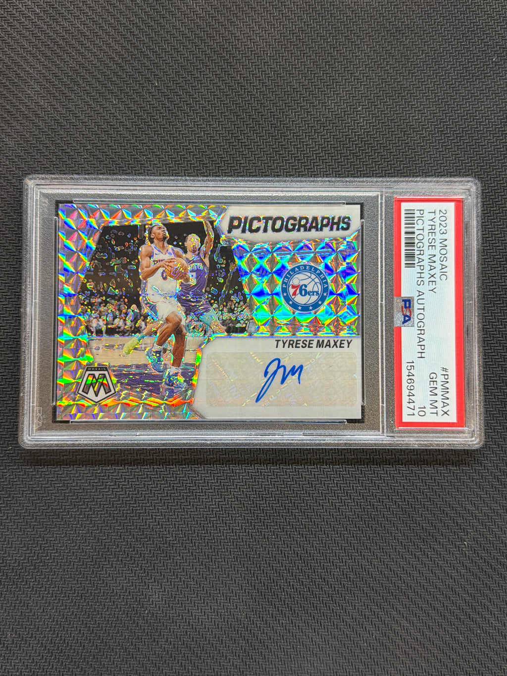 2023 Mosaic Tyrese Maxey Pictographs Auto PSA 10 471