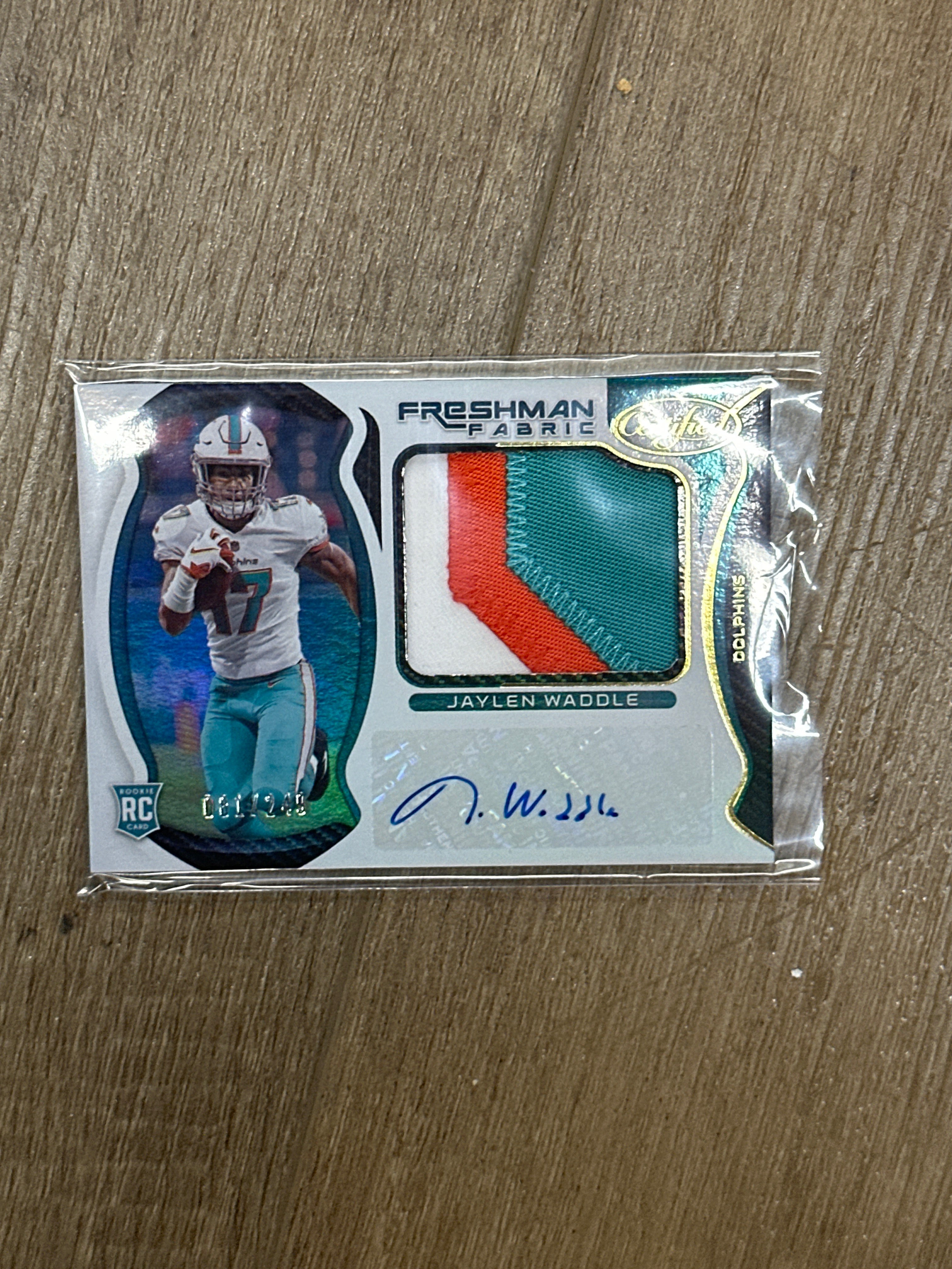 2021 Certified Jaylen Waddle Patch Auto /249 Rookie