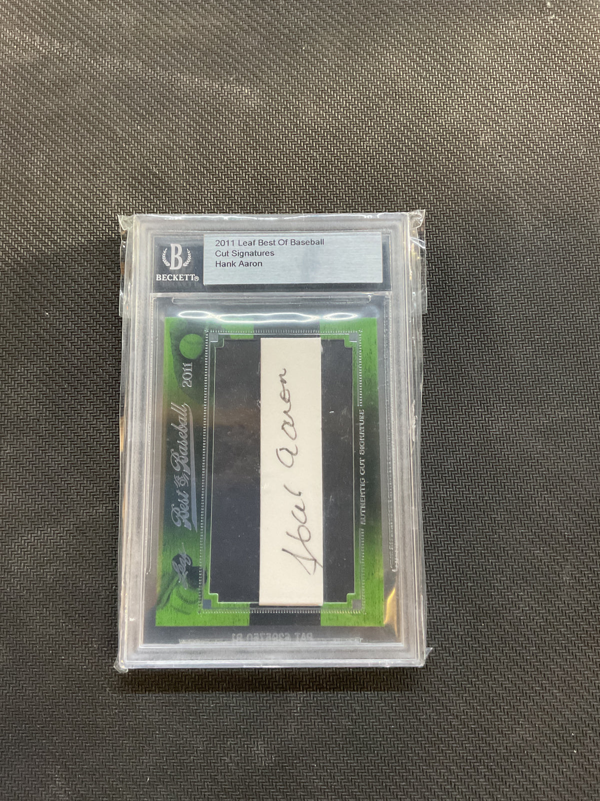 2011 Leaf Best of Baseball Hank Aaron Cut Signature Braves