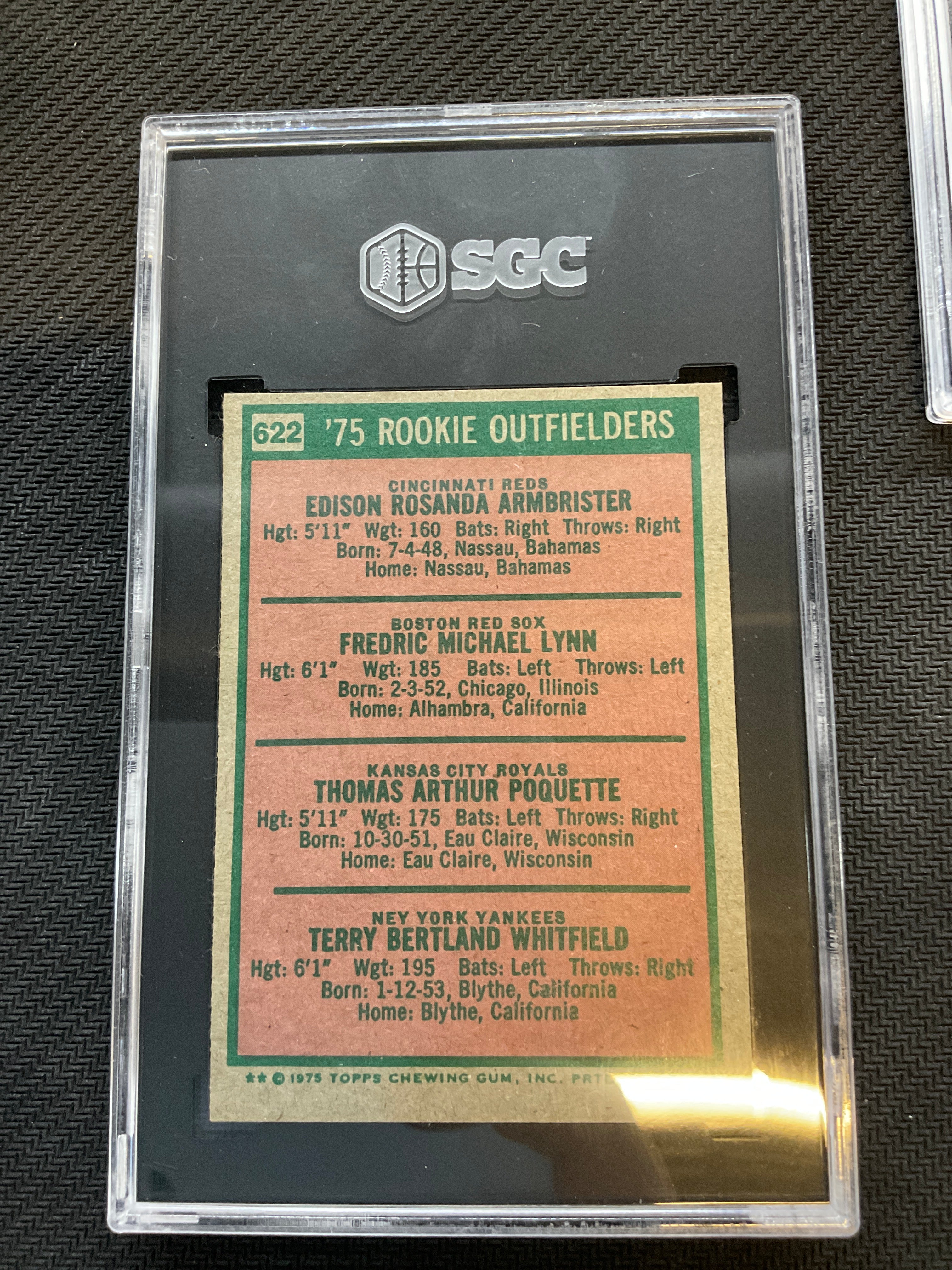 1975 Topps #622 Fred Lynn SGC 7
