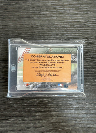 2001 Fleer Sweet Sigs Willie Mays Auto Leather Edition Willie Mays