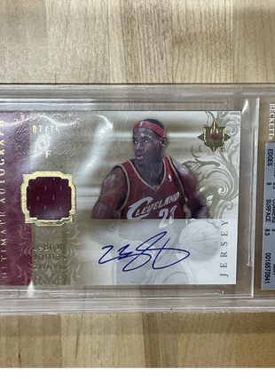 2006 Ultimate Collection Lebron James Patch Auto /75 BGS 9