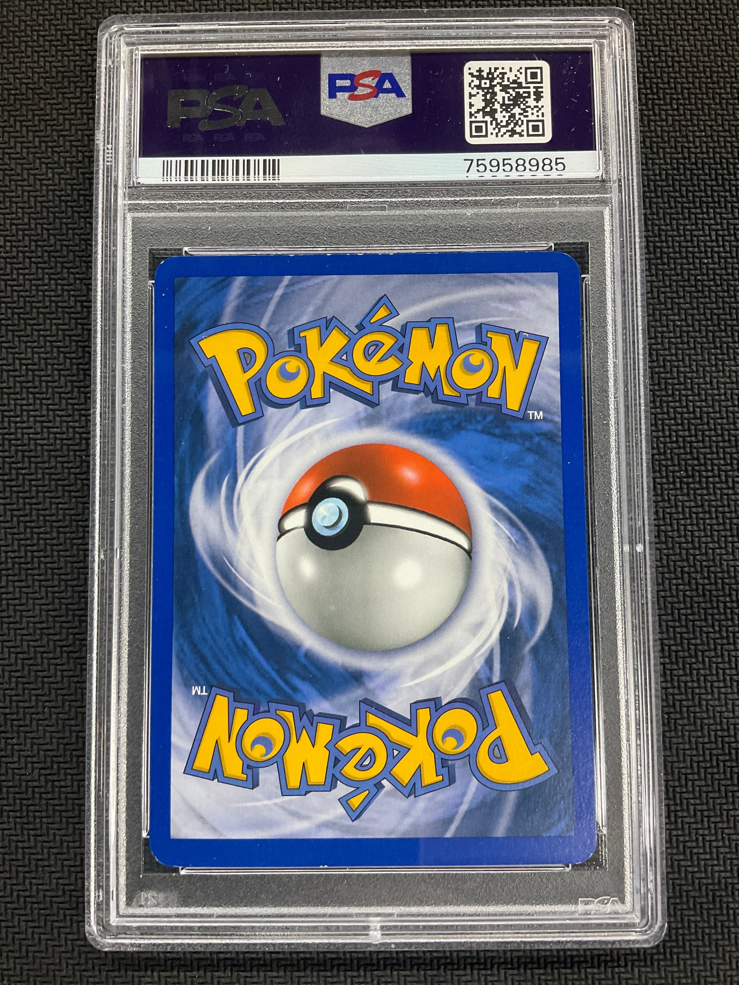 2006 Gengar Holo 5 PSA 8