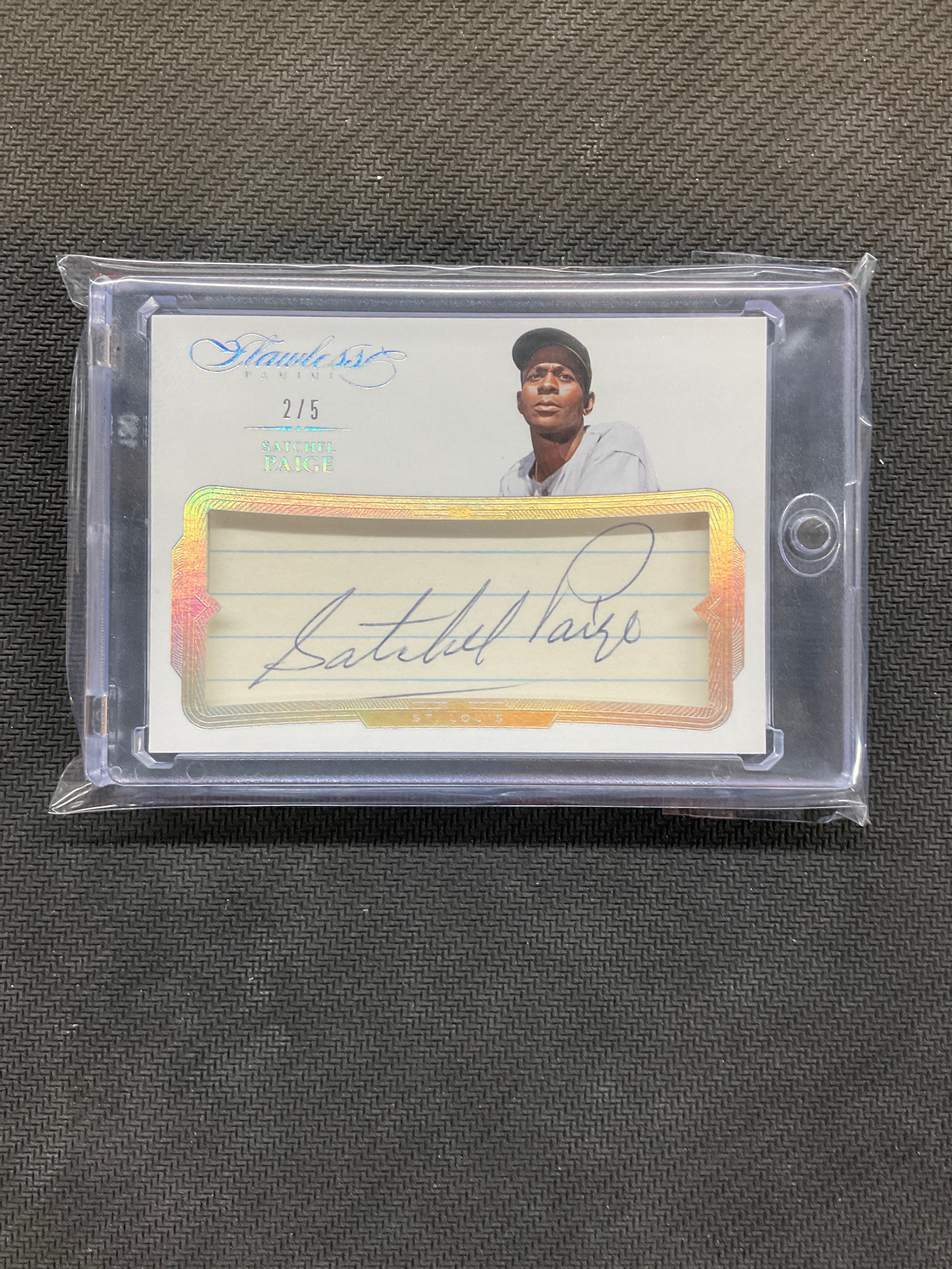 2017 Panini Flawless Satchel Paige Cut Auto /5 HOF