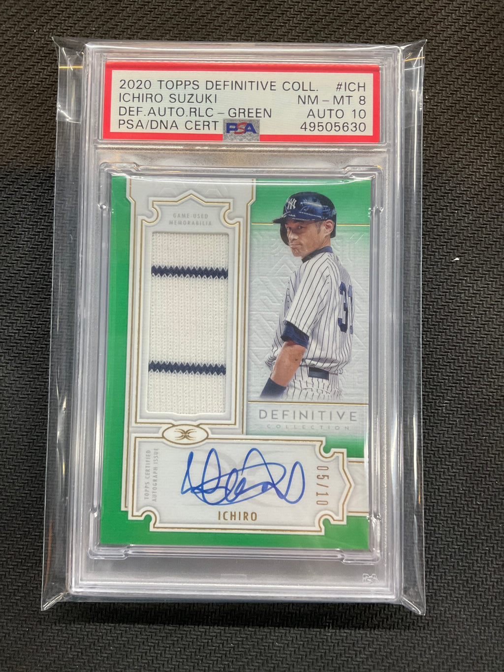 2020 Topps Definitive Ichiro Suzuki Patch Auto Green /10 PSA 8 10