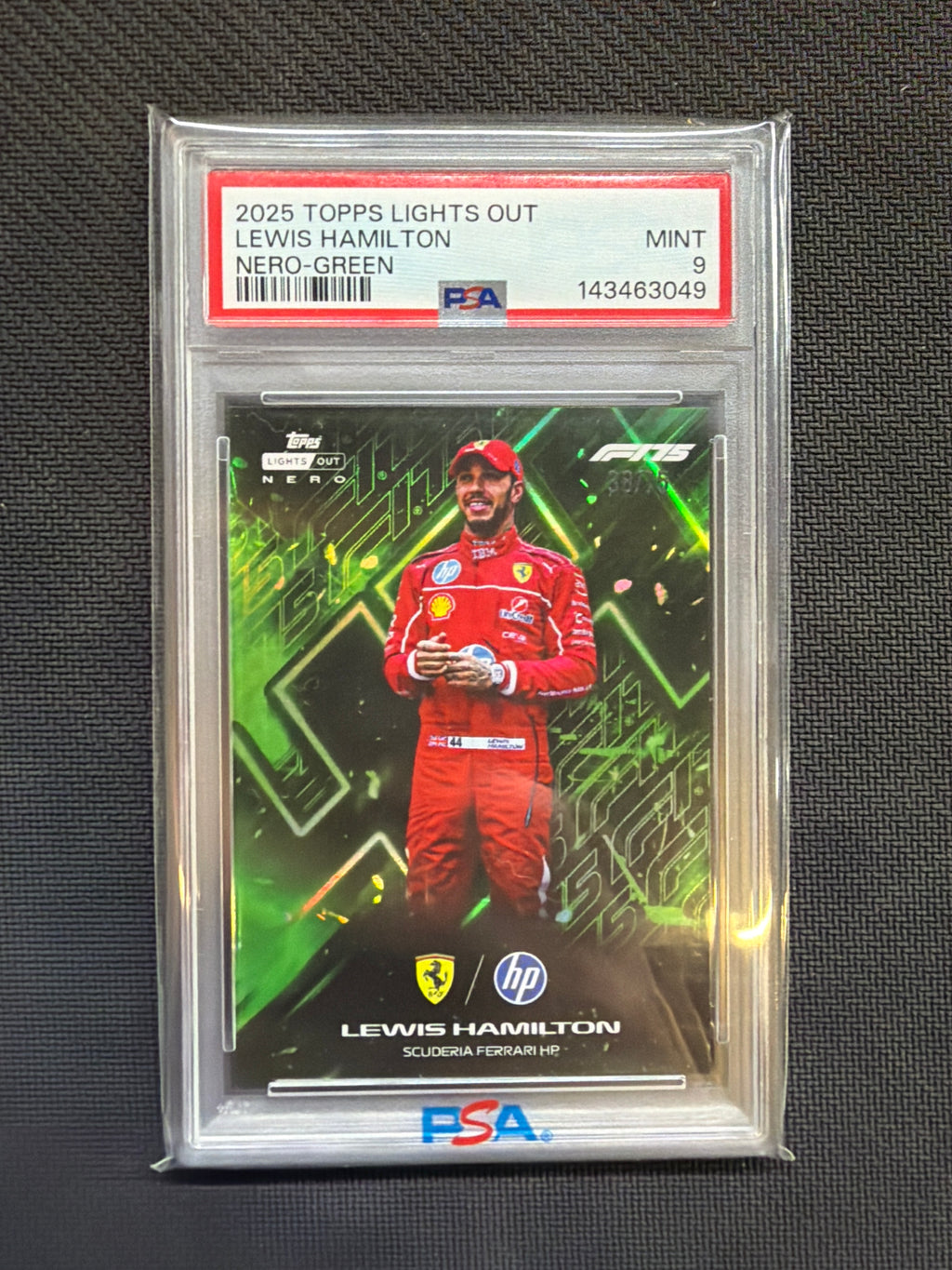 2025 Topps Lights Out Lewis Hamilton Nero Green /75 PSA 9 Ferrari
