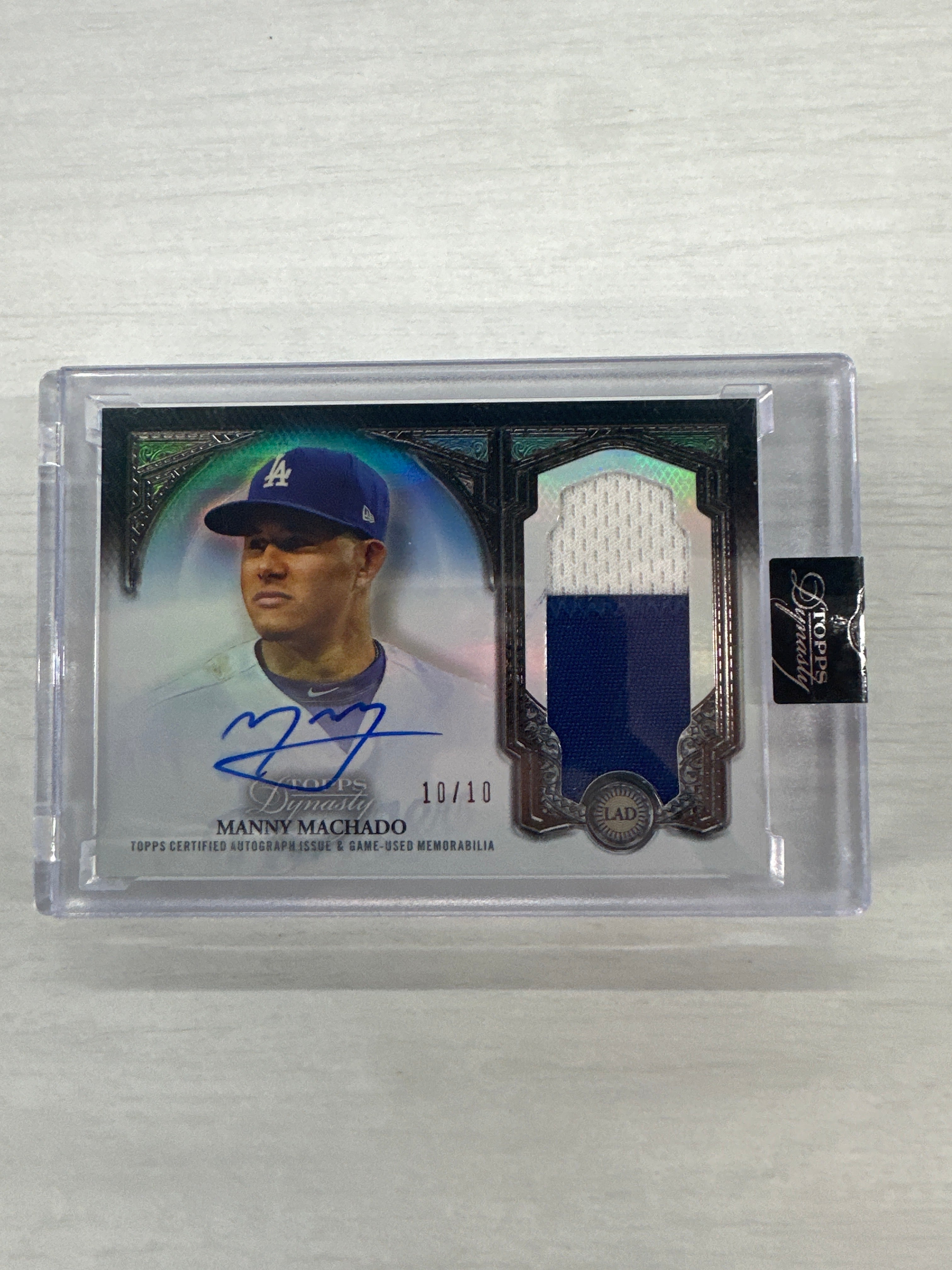2023 Topps Dynasty Manny Machado Patch Auto /10