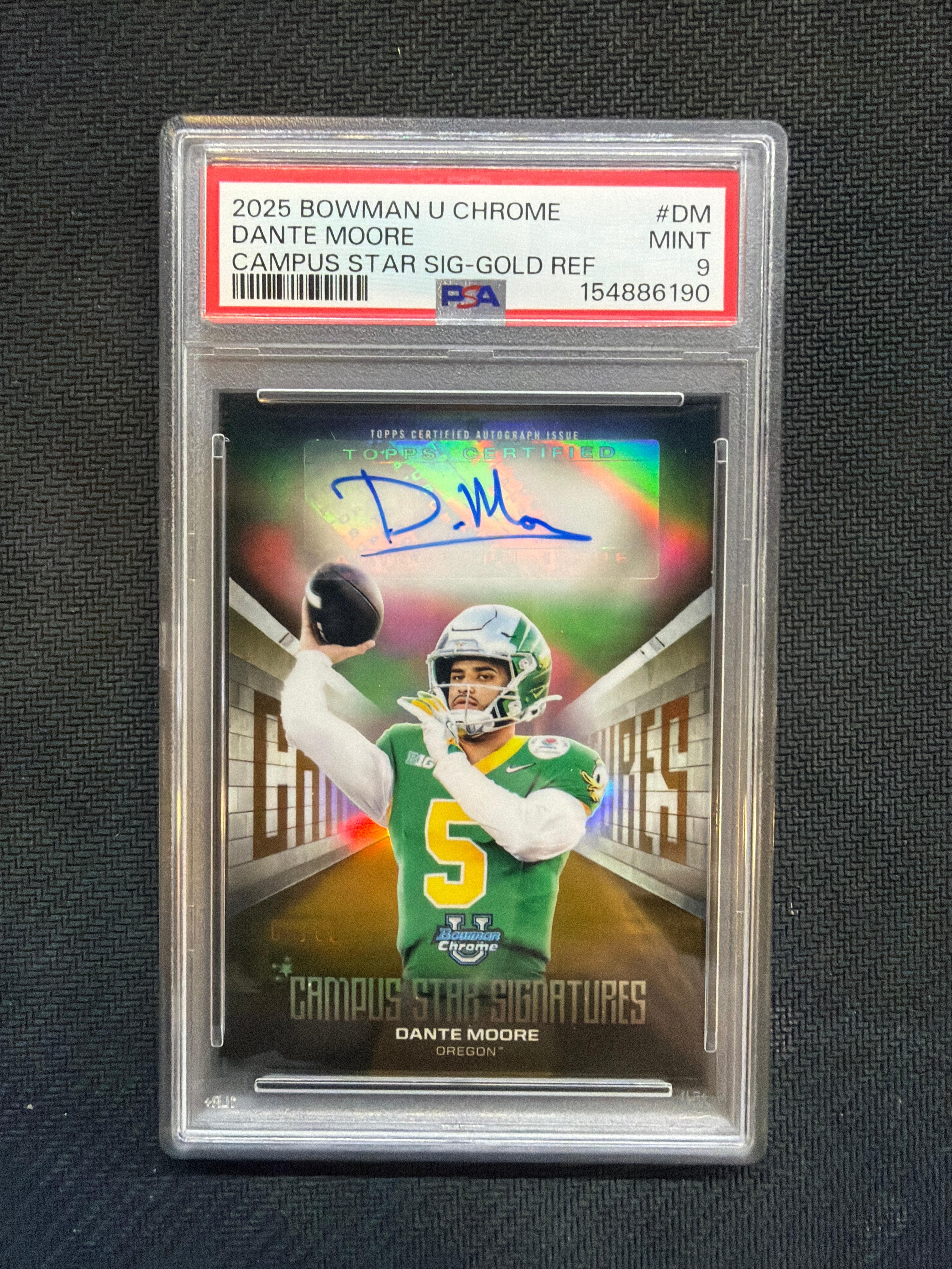 2025 Bowman U Chrome Dante Moore Campus Star Signatures Gold Refractor /50 PSA 9