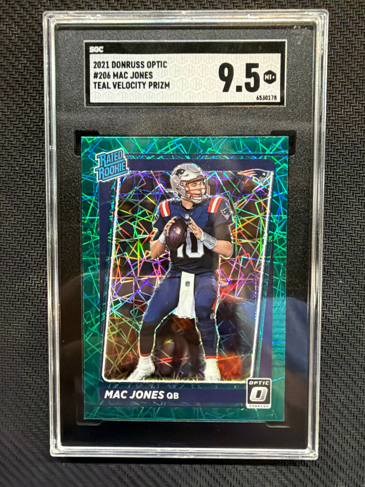 2021 Donruss Optic Mac Jones #206 Teal Velocity SGC 9.5 Rookie Alabama