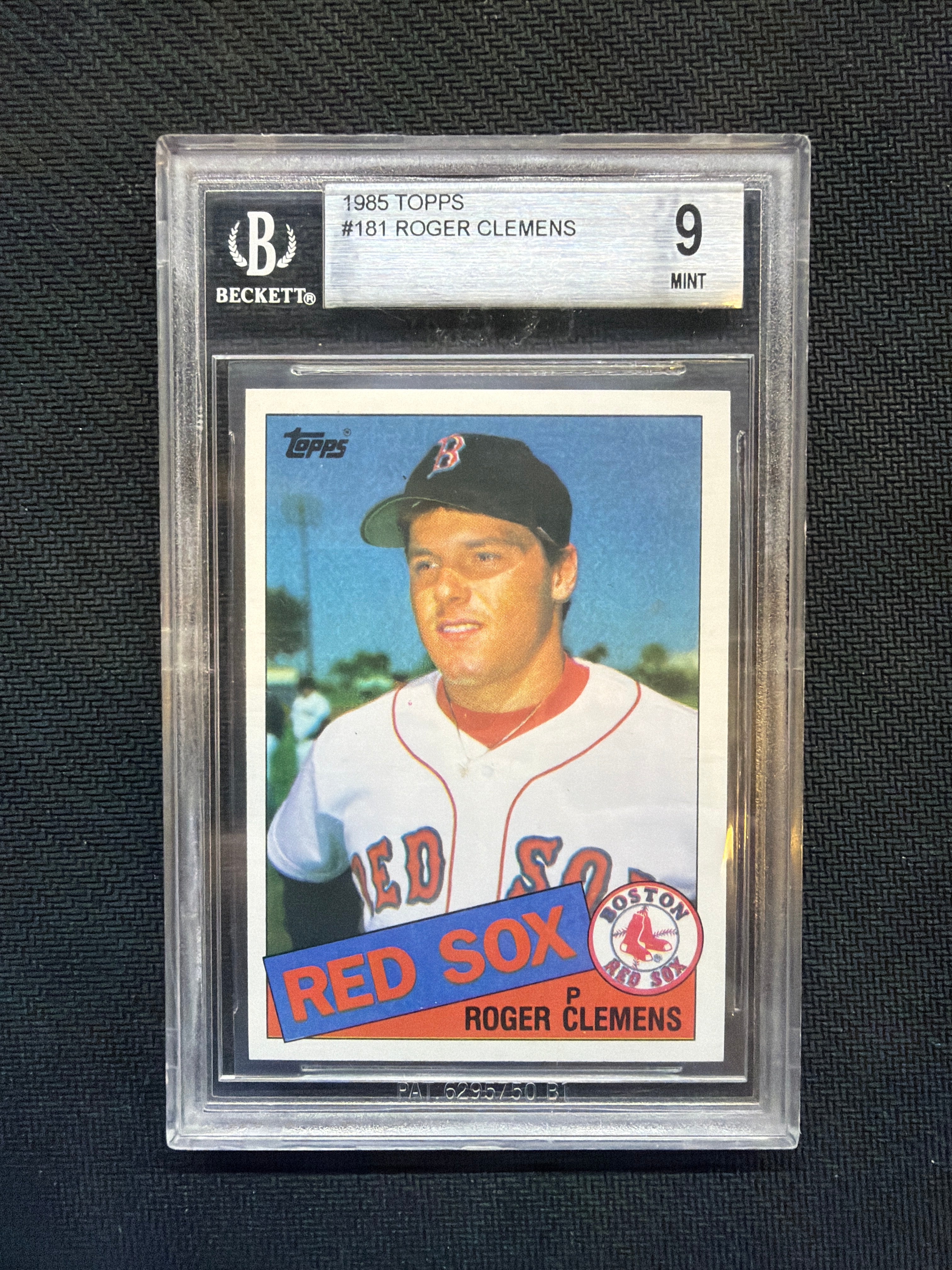 1985 Topps Roger Clemens #181 Rookie BGS 9