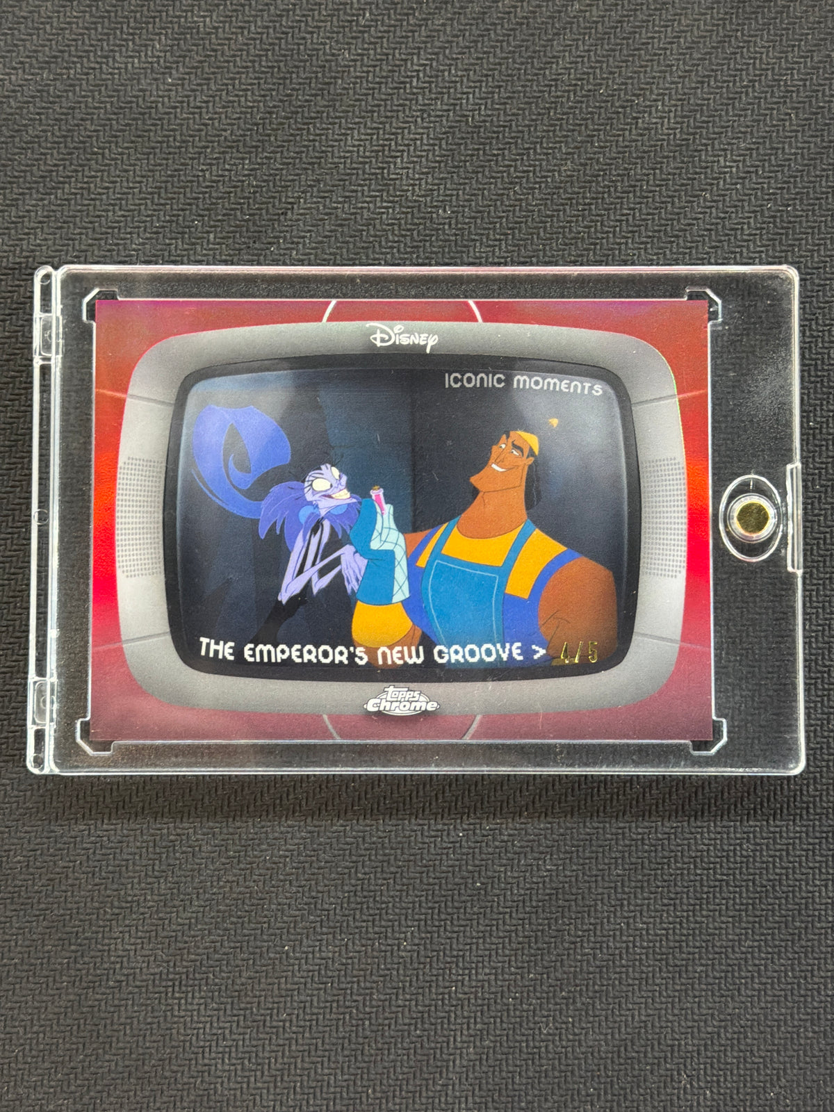 2026 Topps Chrome Disney The Emperor's New Groove Iconic Moments Red /5