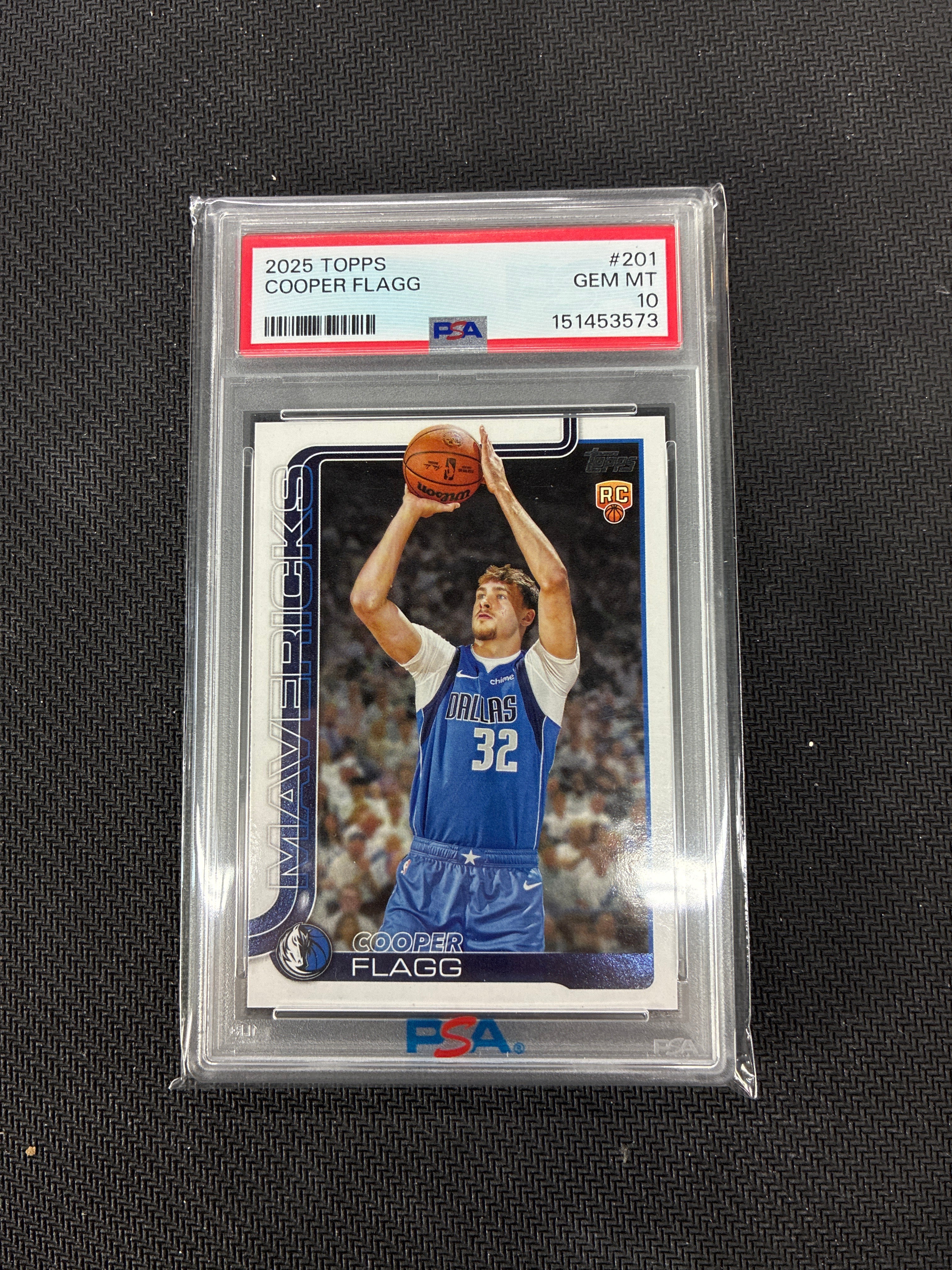 2025 Topps NBA Cooper Flagg Rookie PSA 10 Mavericks