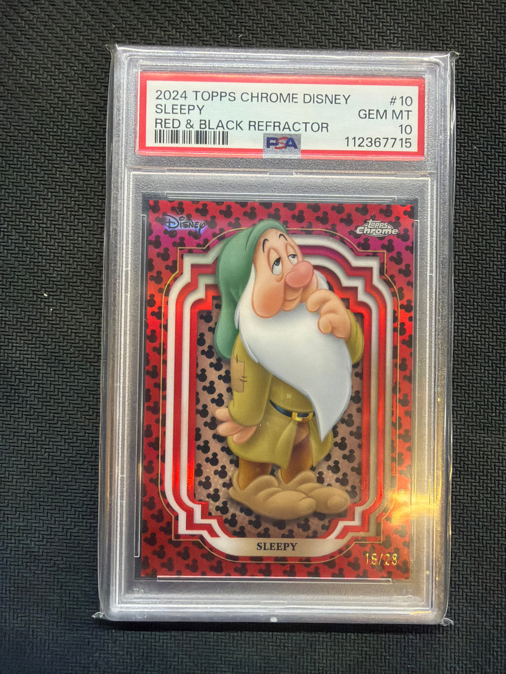 2024 Topps Chrome Disney Sleepy Red & Black /28 PSA 10