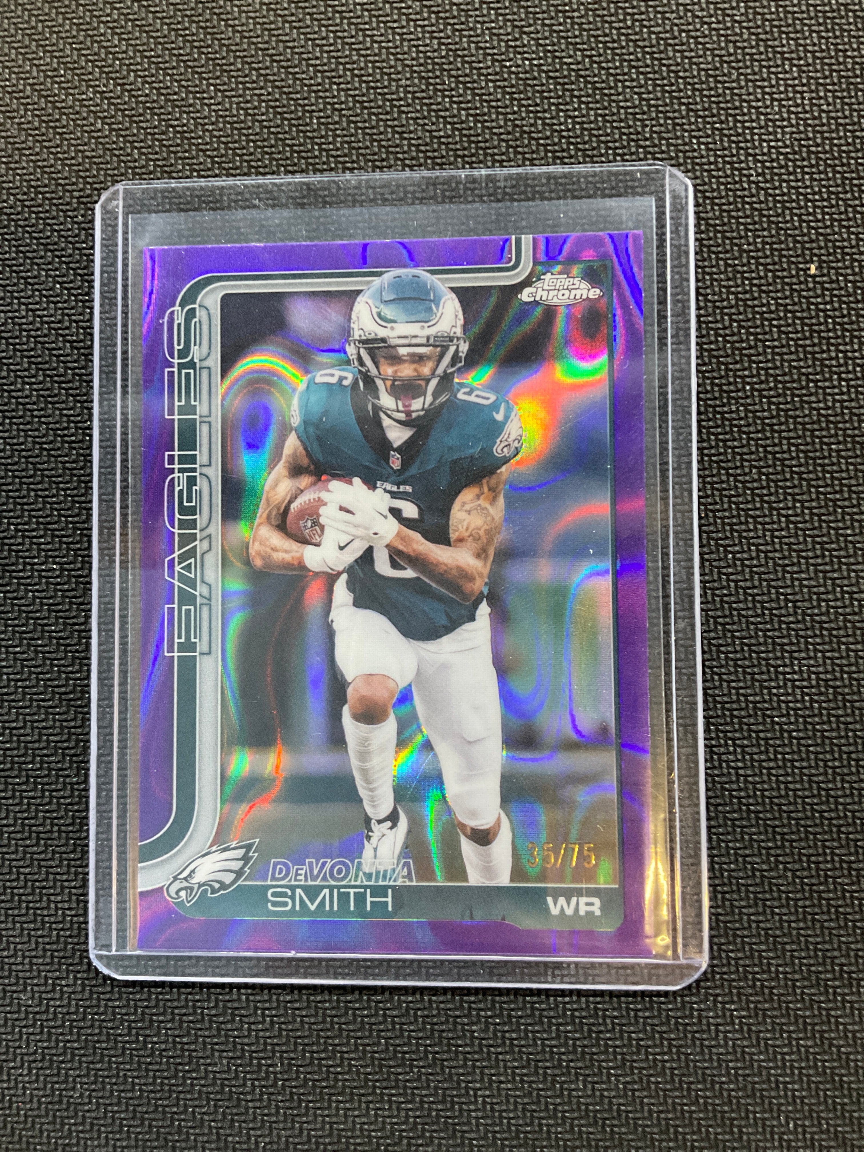 2025 Topps Chrome Devonta Smith Purple Lava /75 Eagles