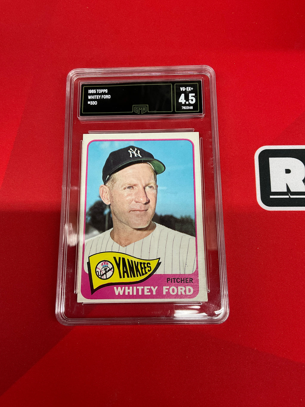1965 Topps Whitey Ford #30 GMA 4.5