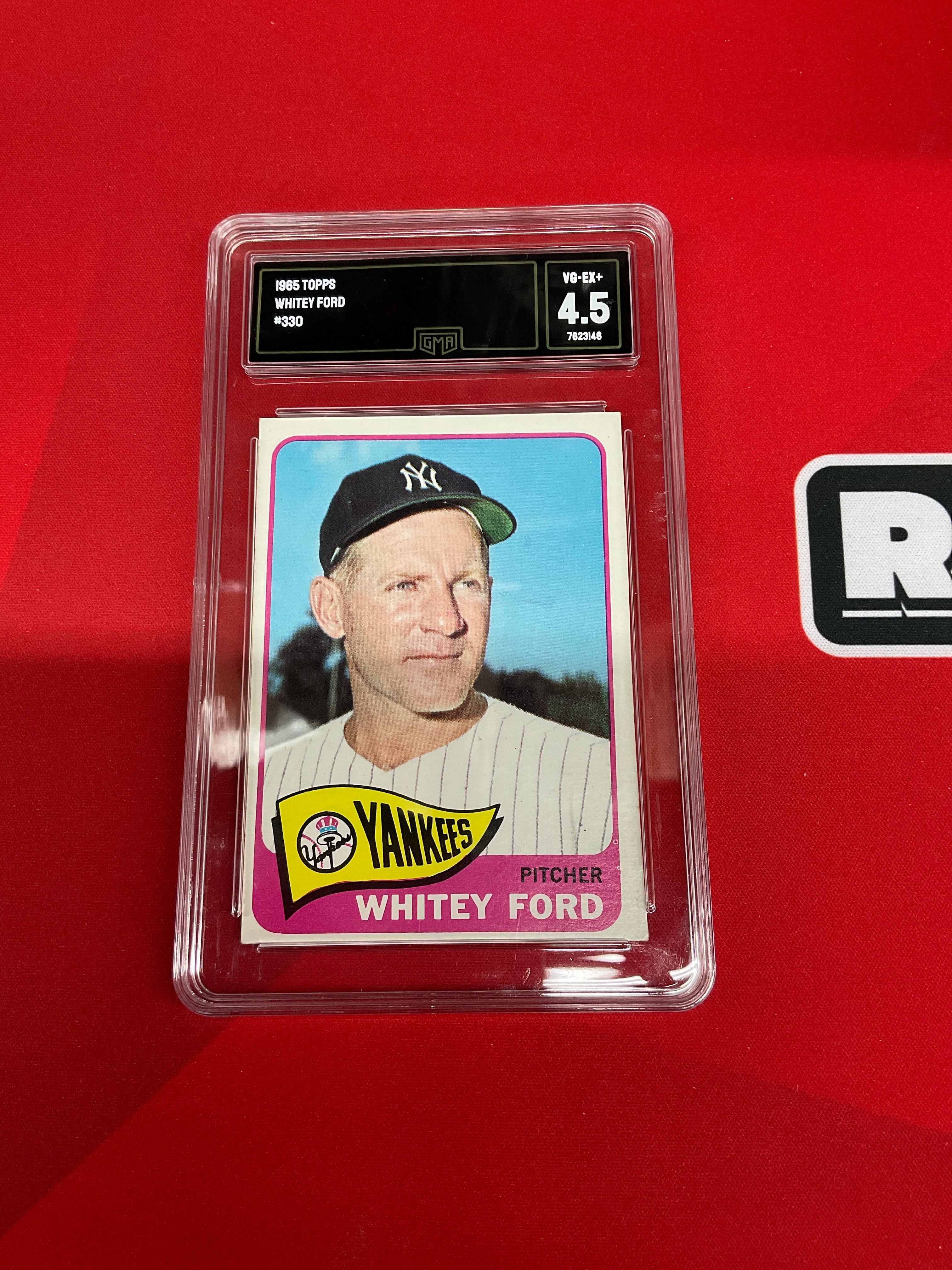 1965 Topps Whitey Ford #30 GMA 4.5