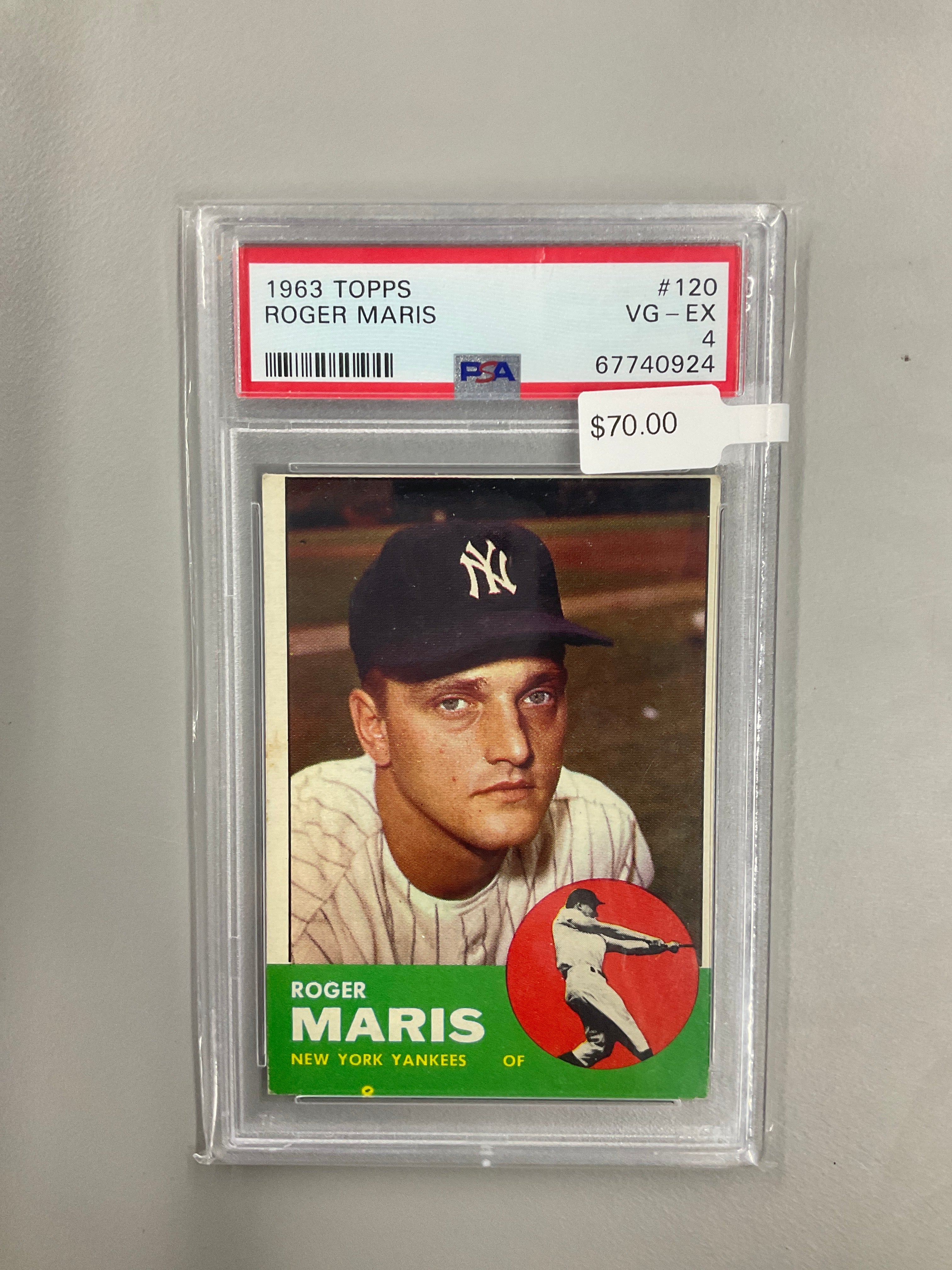 1963 Topps #120 Roger Maris PSA 4 Yankees