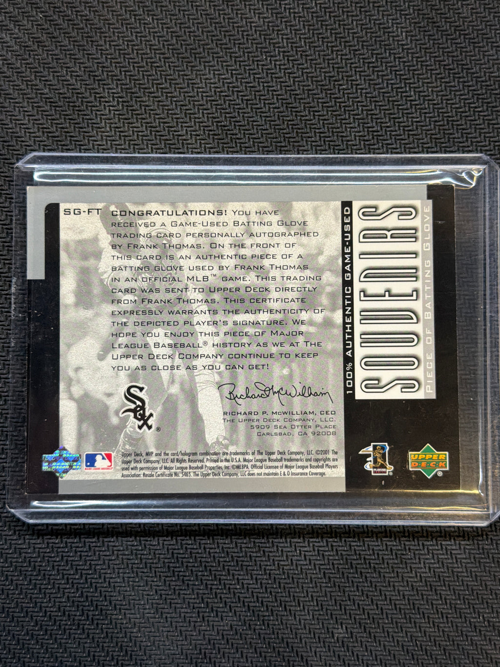 2001 Upper Deck Frank Thomas Patch Auto /25 Souvenirs Game-Used