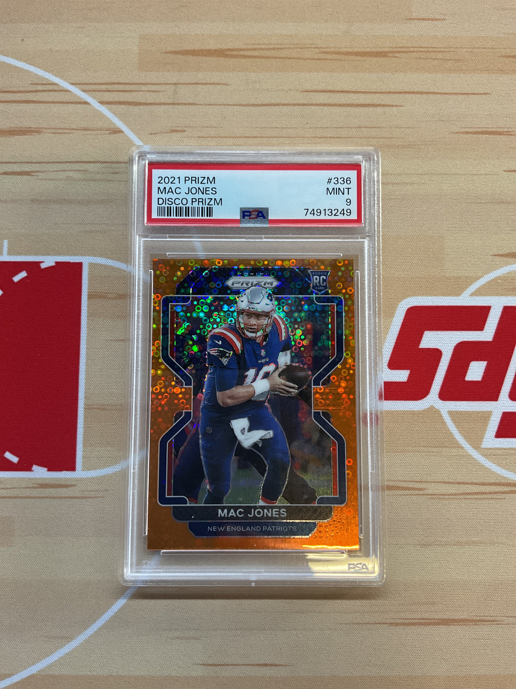 2021 Panini Prizm Mac Jones Orange Disco Rookie PSA 9 Alabama 249