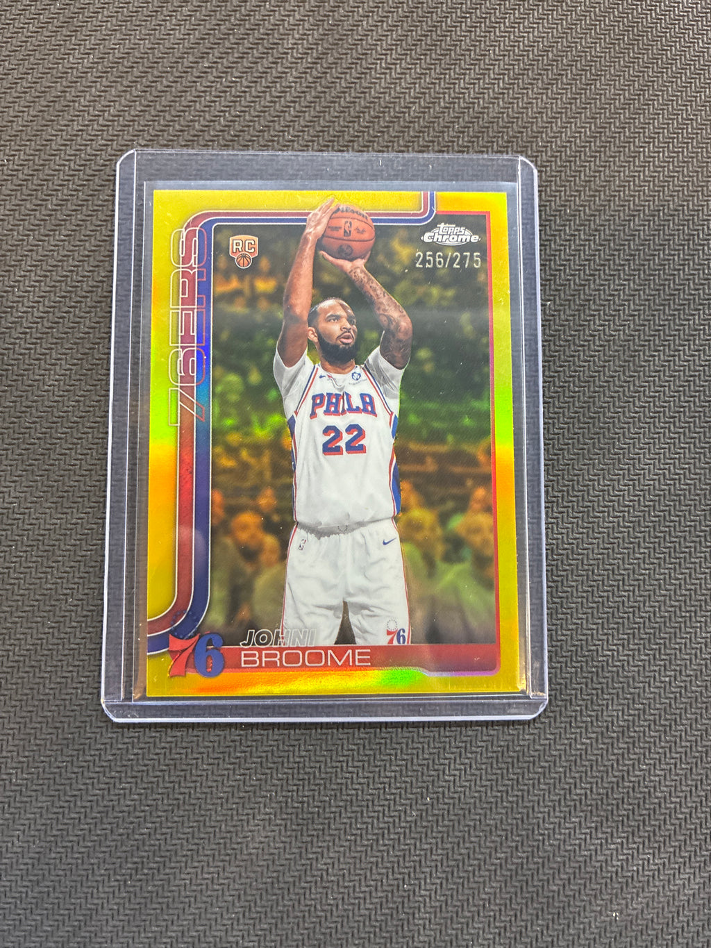 2025-26 Topps Chrome Update Johni Broome Rookie Yellow Refractor /275 #185 76ers