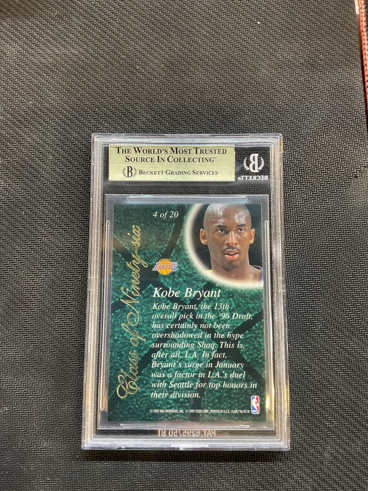 1996 Flair Showcase Kobe Bryant Rookie Class of Ninety-Six BGS 9.5 Lakers