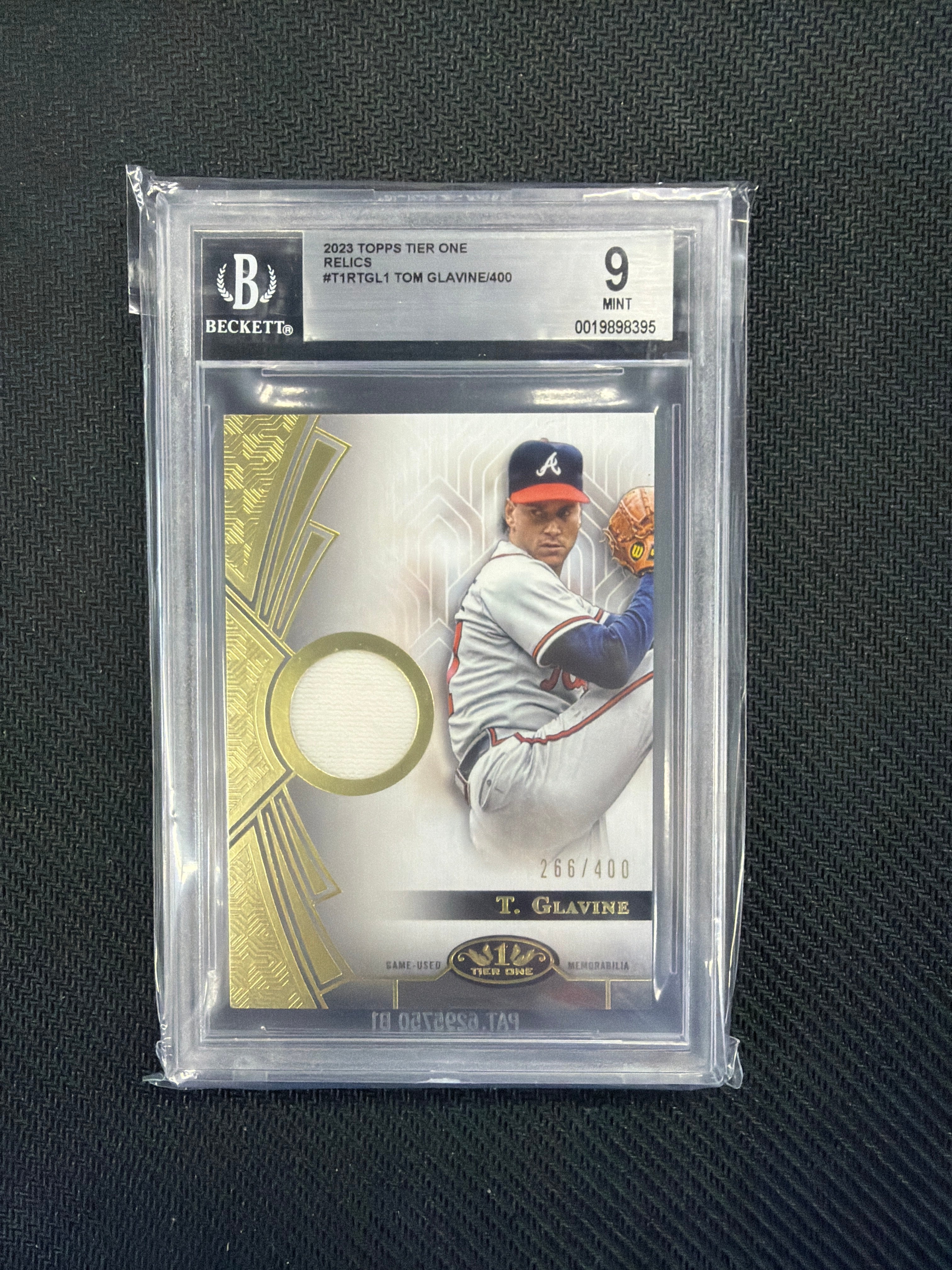 2023 Topps Tier One Tom Glavine /400 BGS 9 Braves