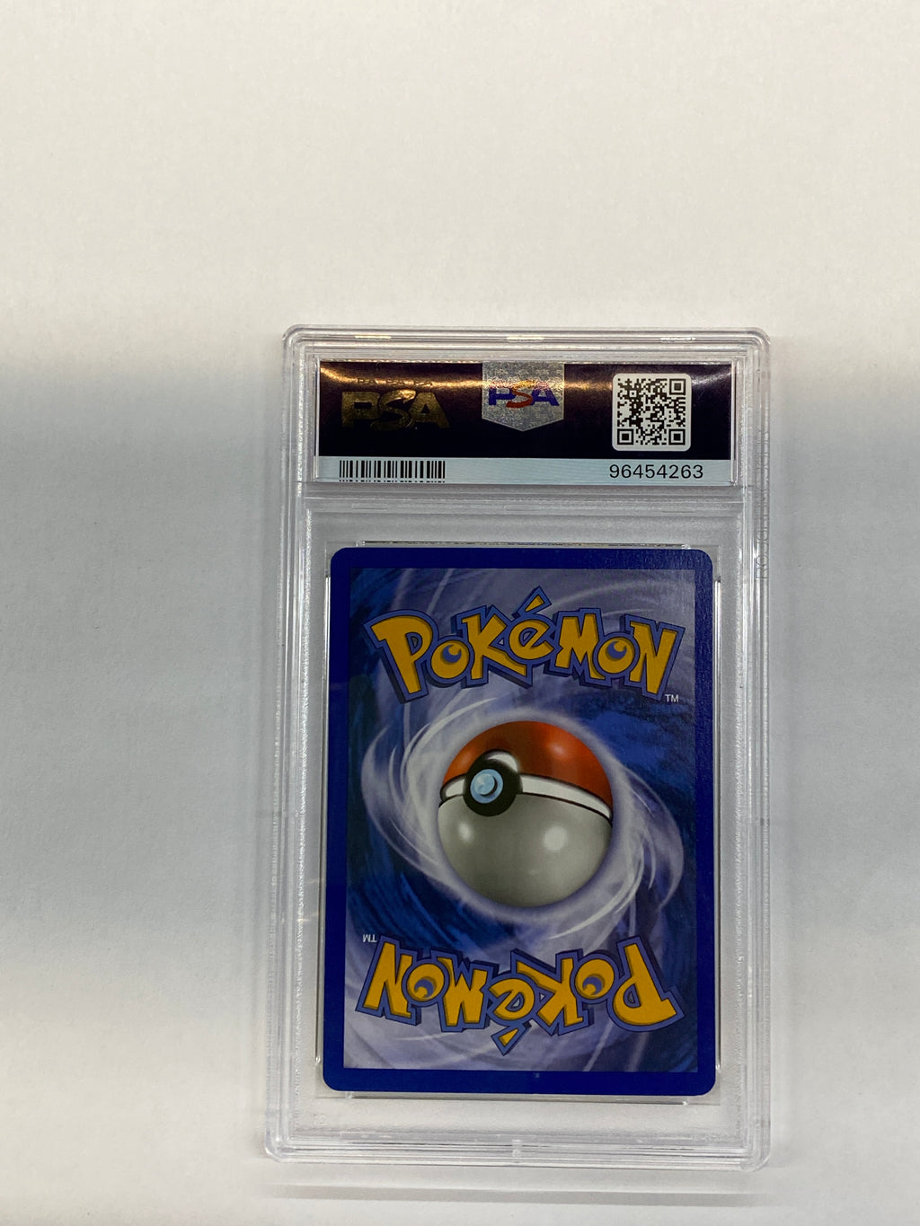 2003 Pokemon Skyridge Flareon 8 Reverse Holo PSA 8
