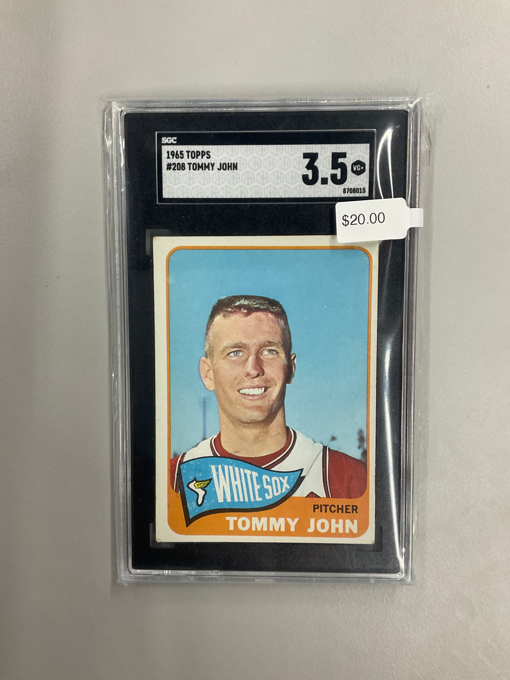 1965 Topps #208 Tommy John SGC 3.5