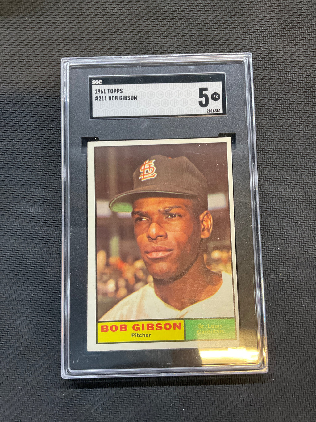 1961 Topps #211 Bob Gibson SGC 5 Cardinals