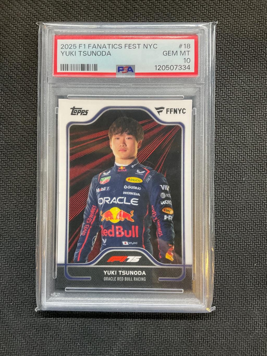2025 Topps F1 Fanatics Fest #18 Yuki Tsunoda Red Bull PSA 10