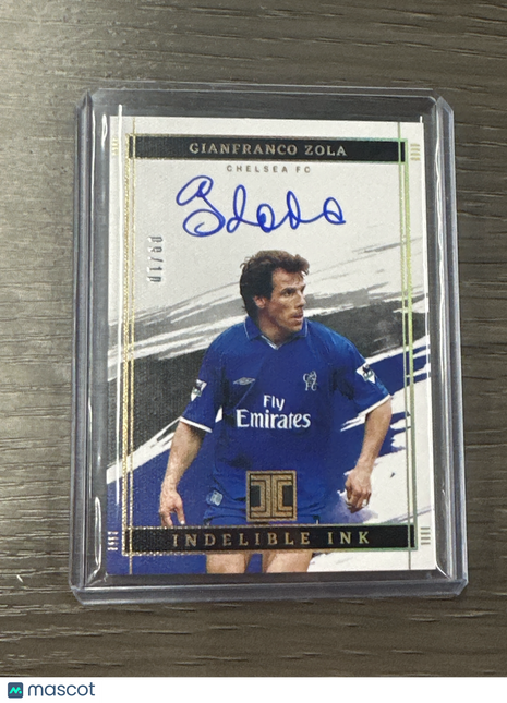 2021-22 Impeccable Gianfranzo Zola Auto Gold /10