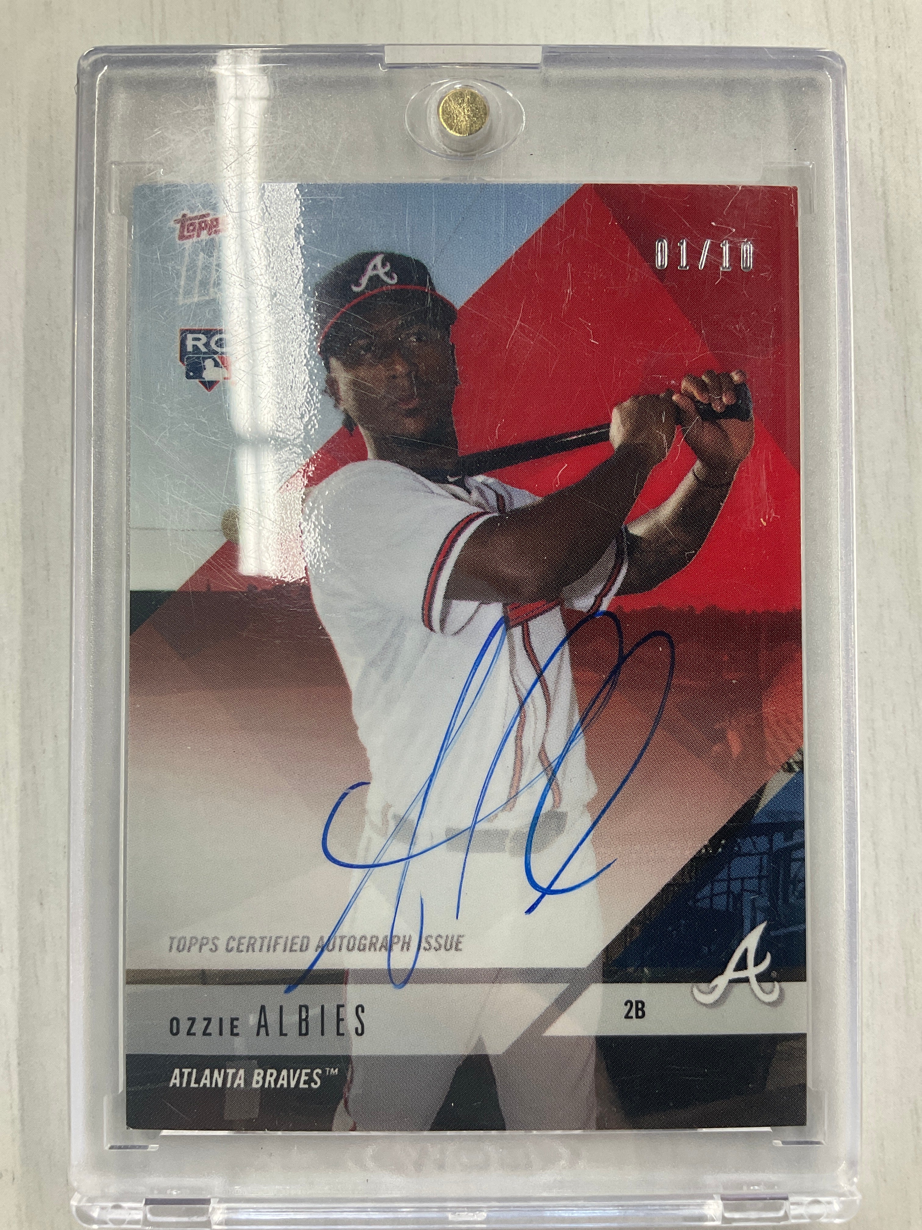 2018 Topps Now Ozzie Albies Red Auto /10 Braves Rookie