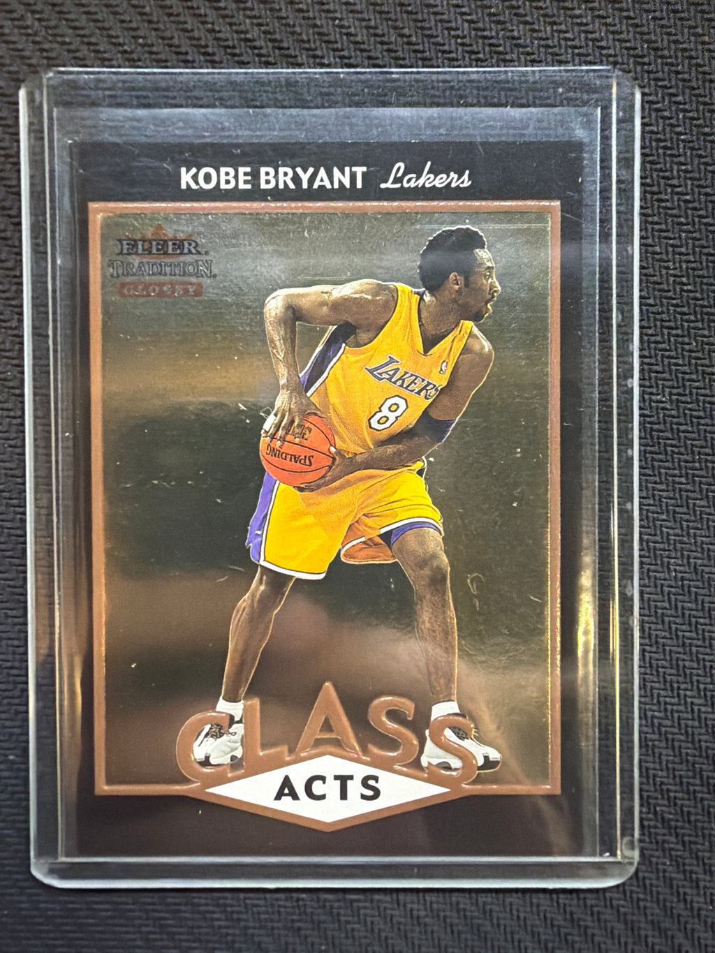 2000 Fleer Glossy Kobe Bryant Class Acts #18 Lakers